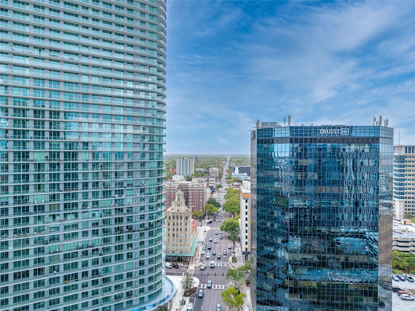 400 CENTRAL - Residential