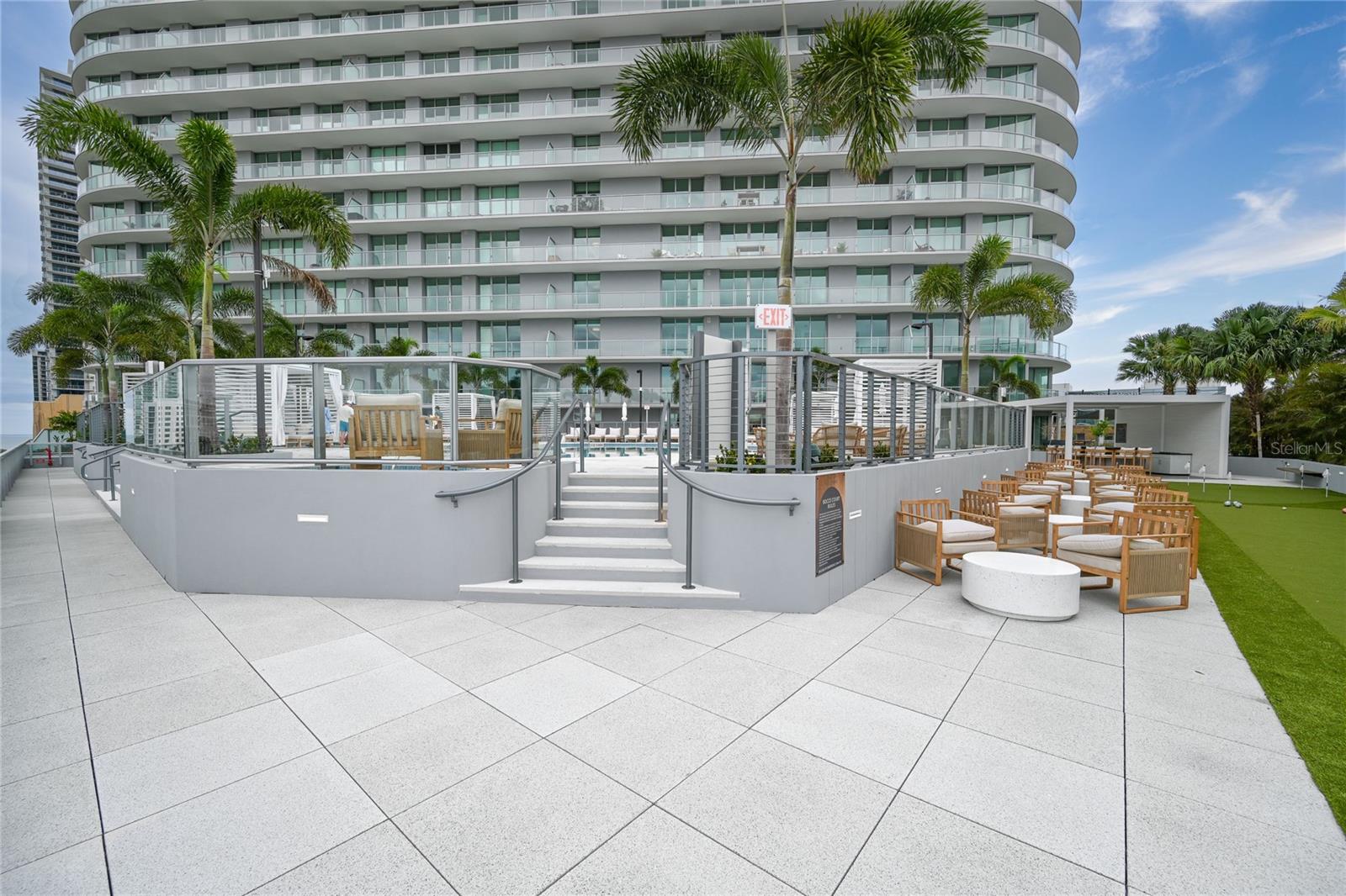 400 CENTRAL - Residential