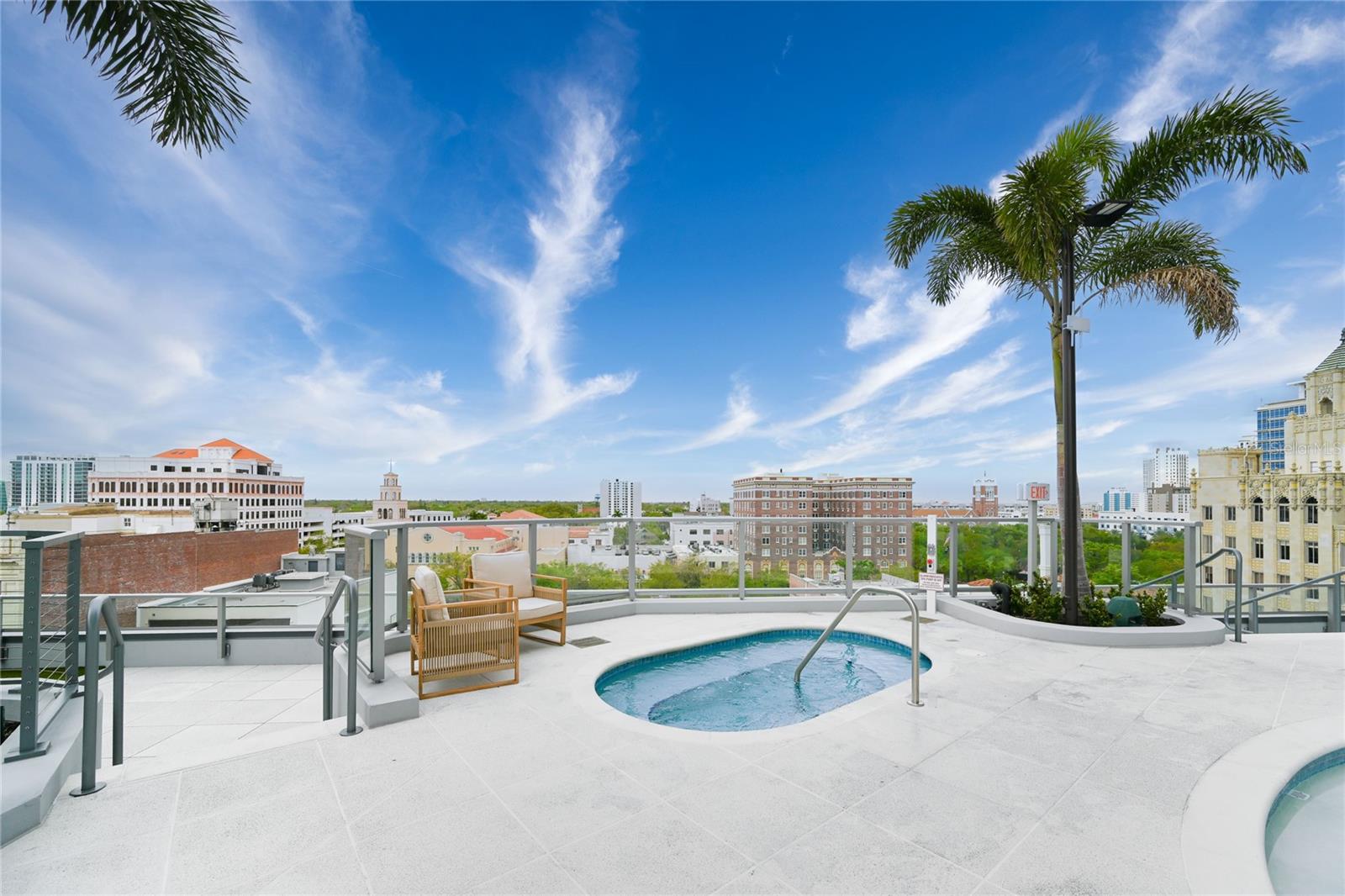 400 CENTRAL - Residential