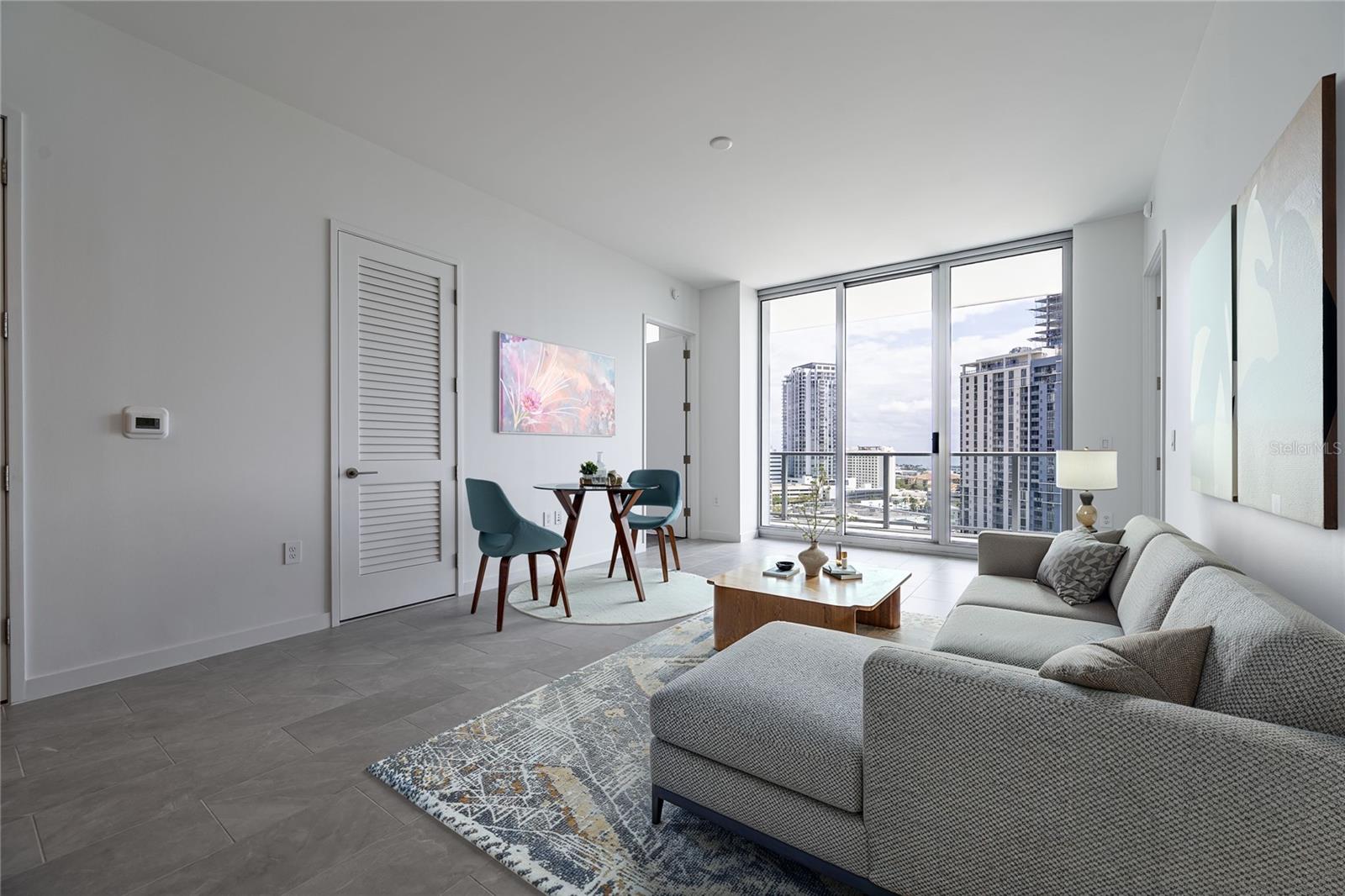 400 CENTRAL - Residential