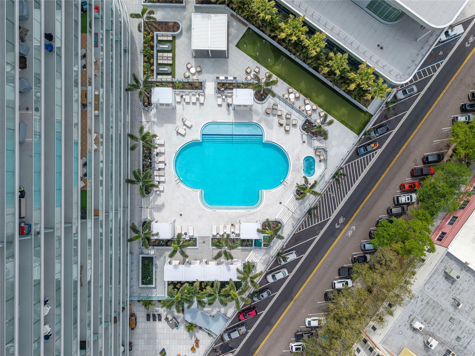 400 CENTRAL - Residential