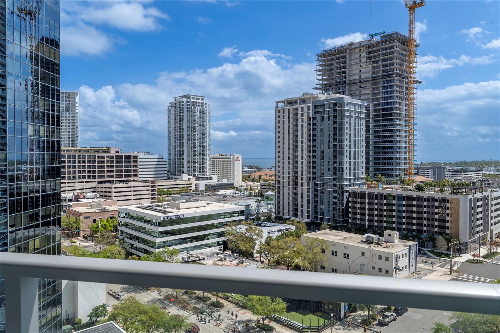 400 CENTRAL - Residential