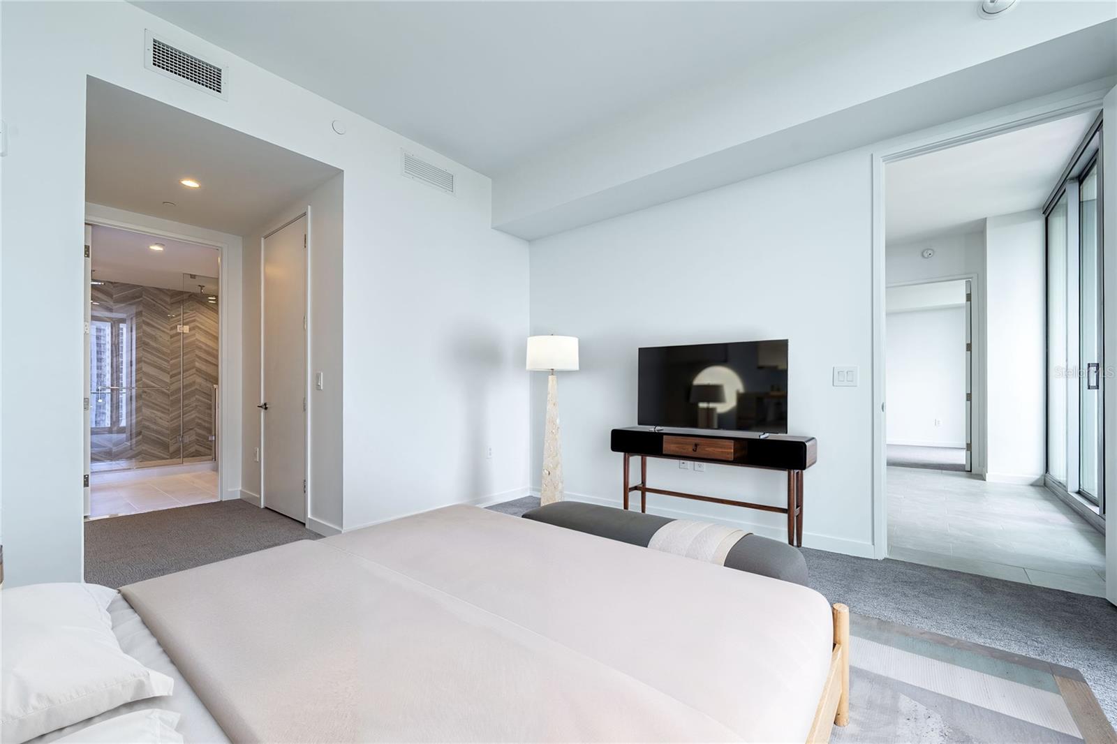 400 CENTRAL - Residential