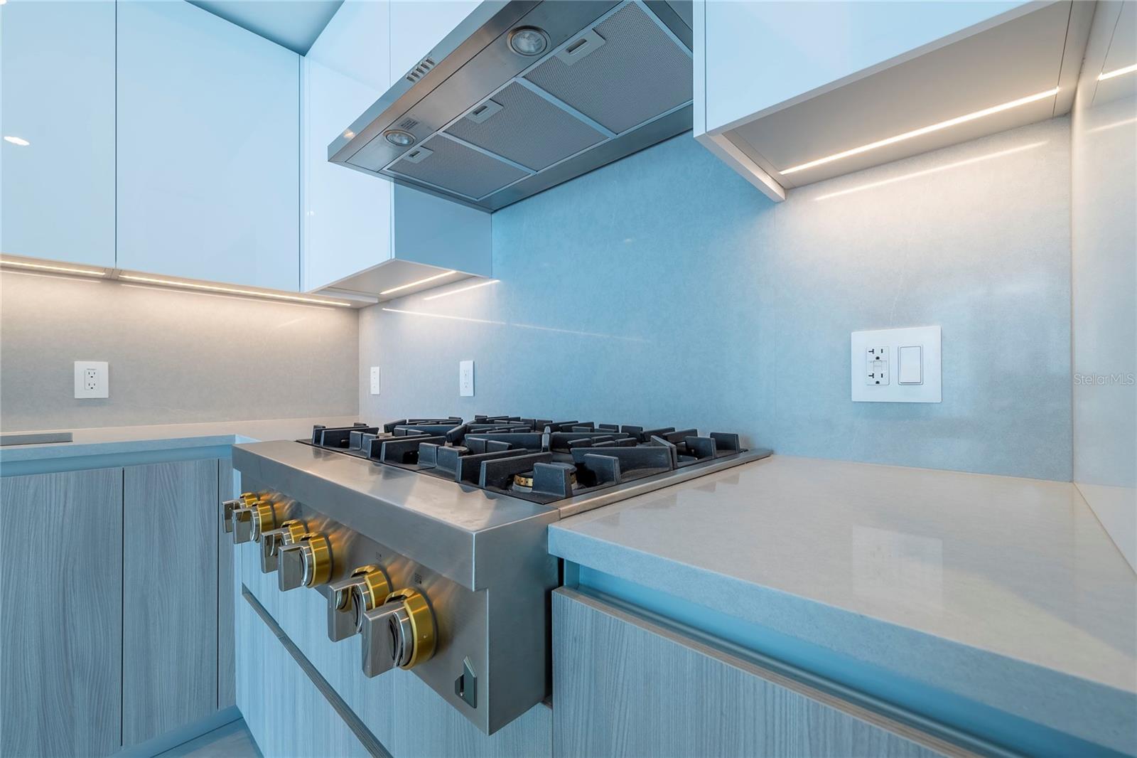 400 CENTRAL - Residential