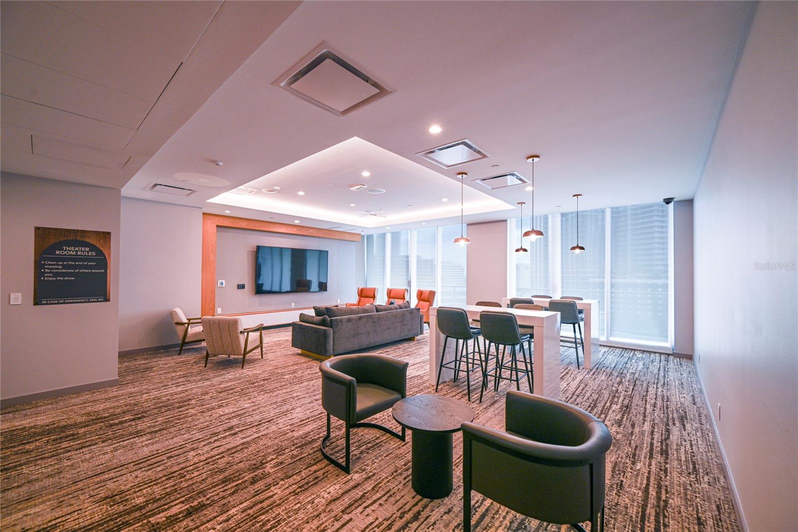 400 CENTRAL - Residential