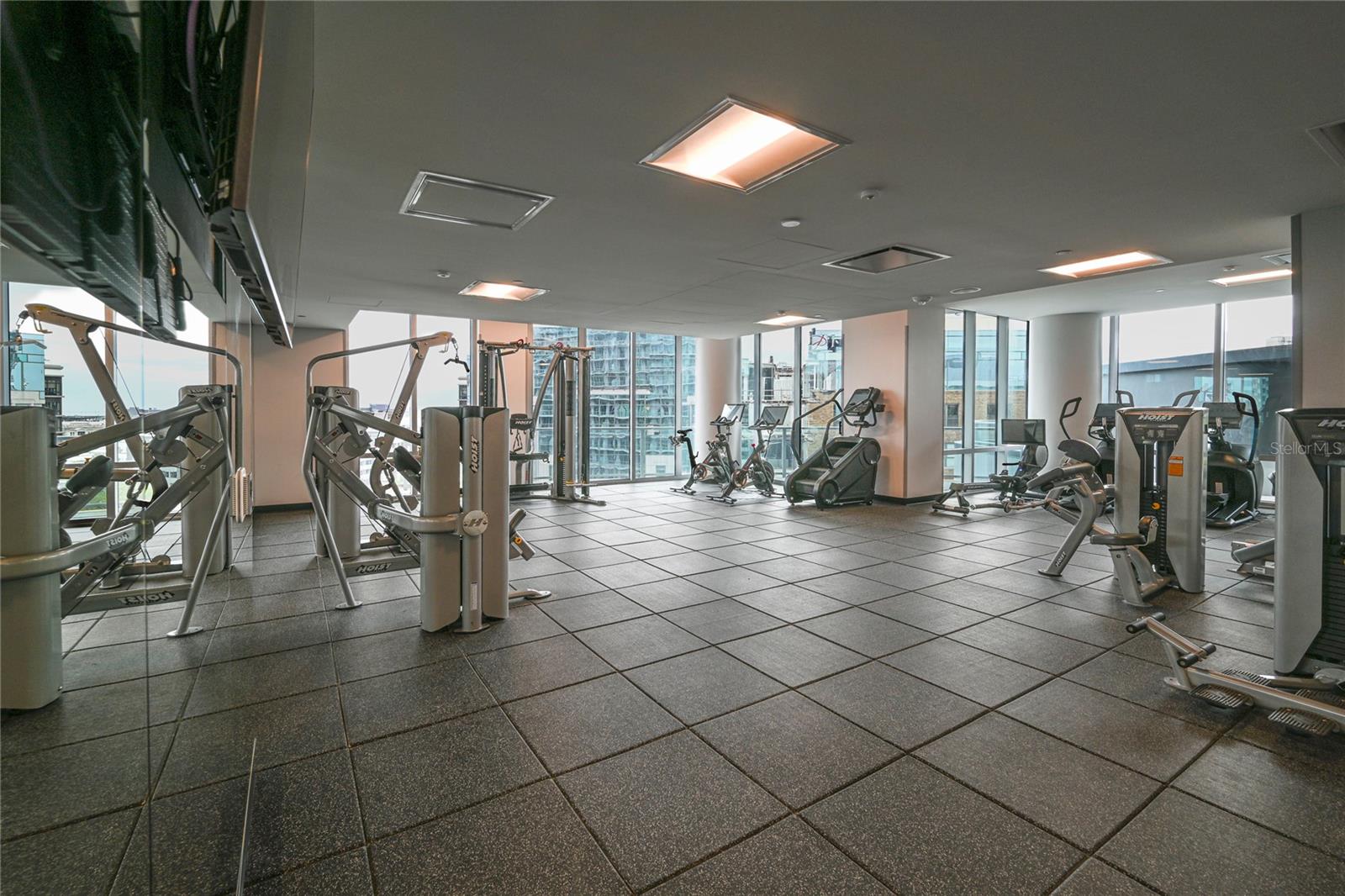 400 CENTRAL - Residential