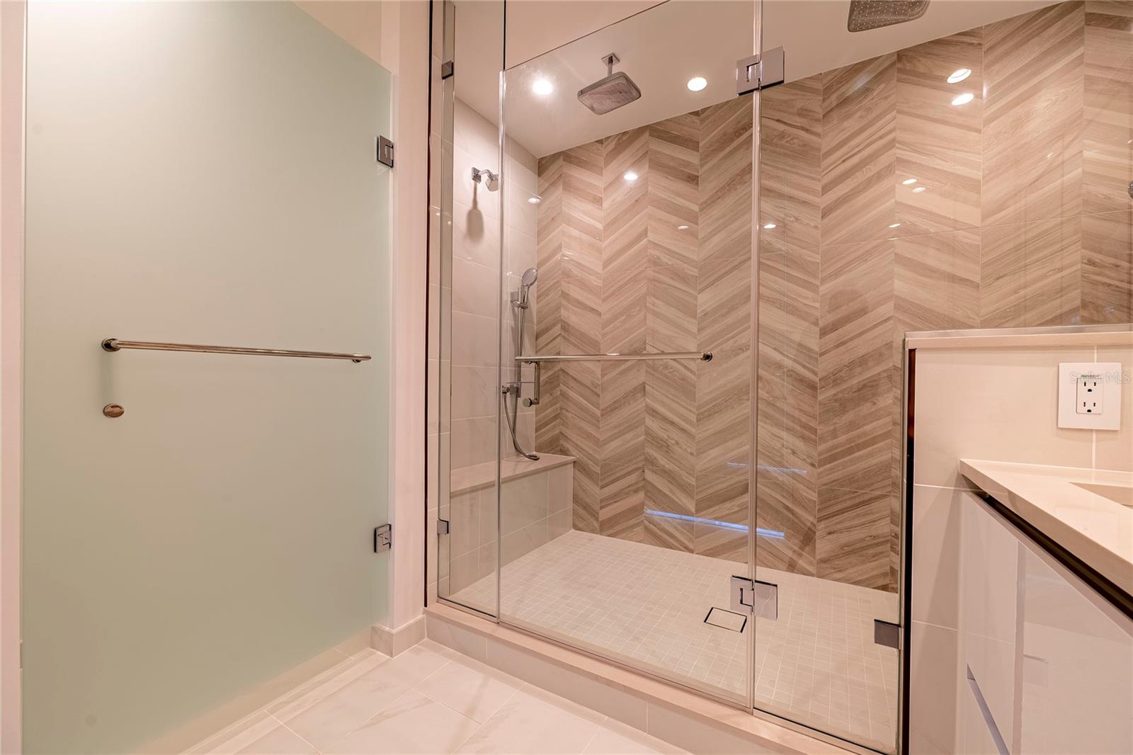 400 CENTRAL - Residential