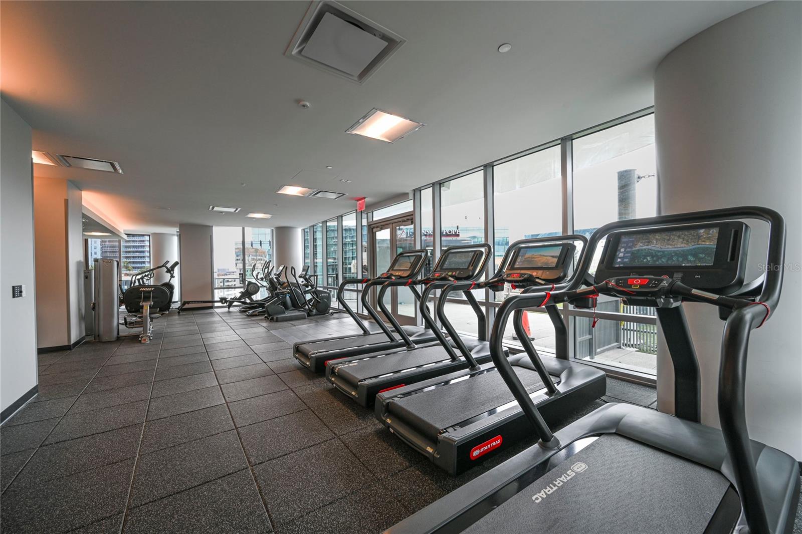 400 CENTRAL - Residential