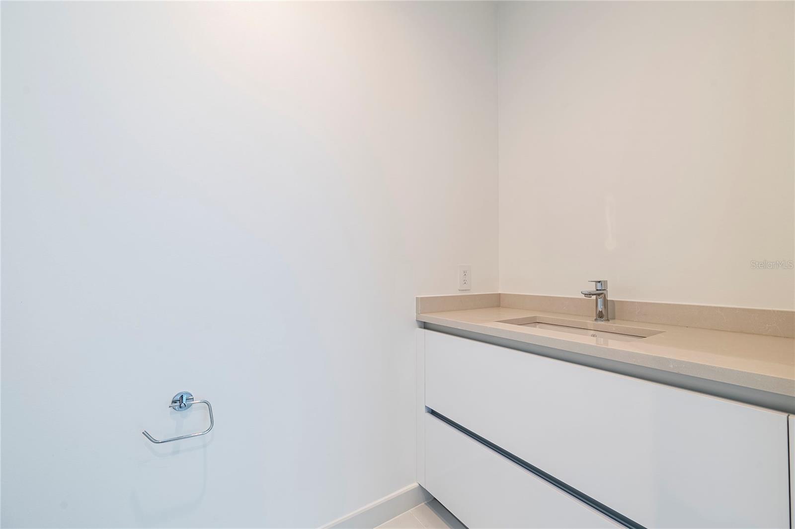 400 CENTRAL - Residential