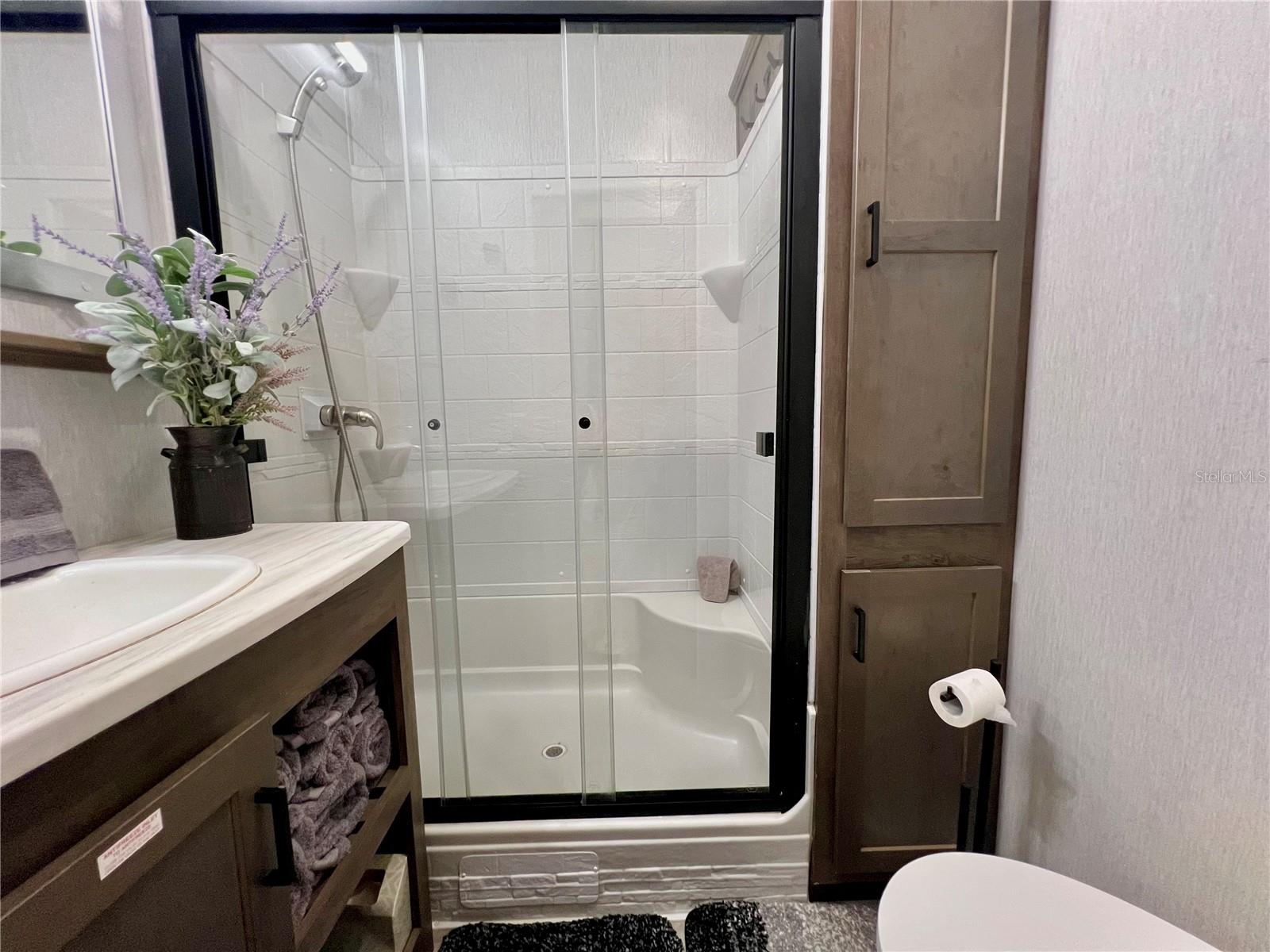 SUN AIR NORTH - Land