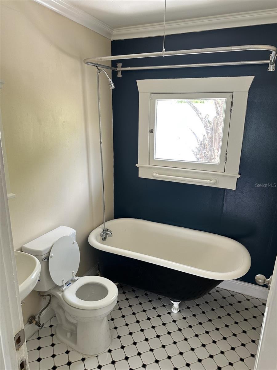 HOWRYS ADD - Residential Income