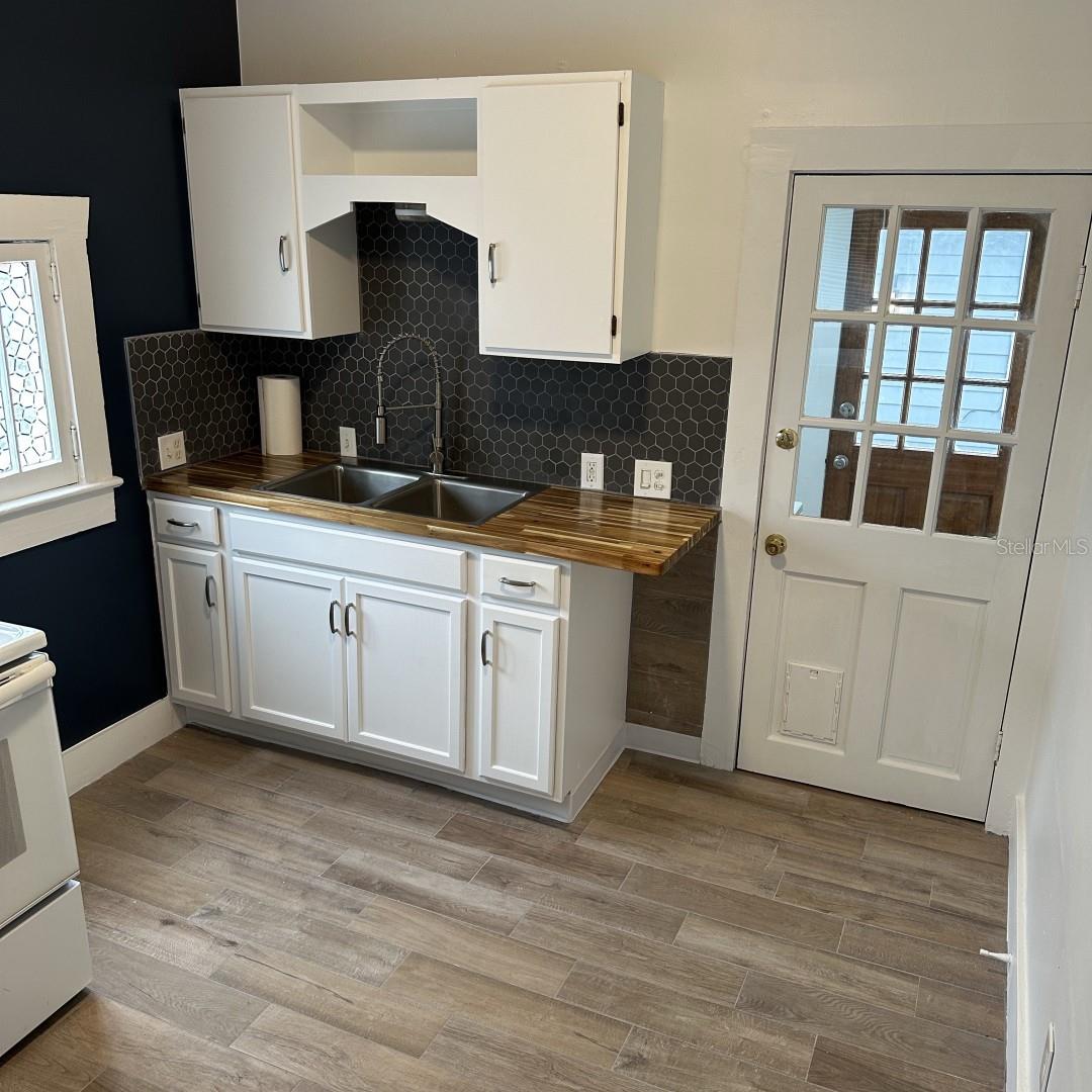 HOWRYS ADD - Residential Income