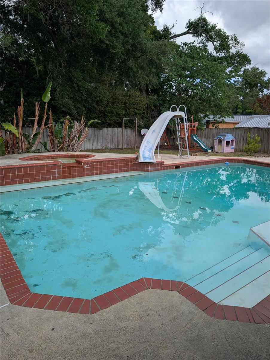 PLACID HILL - Residential