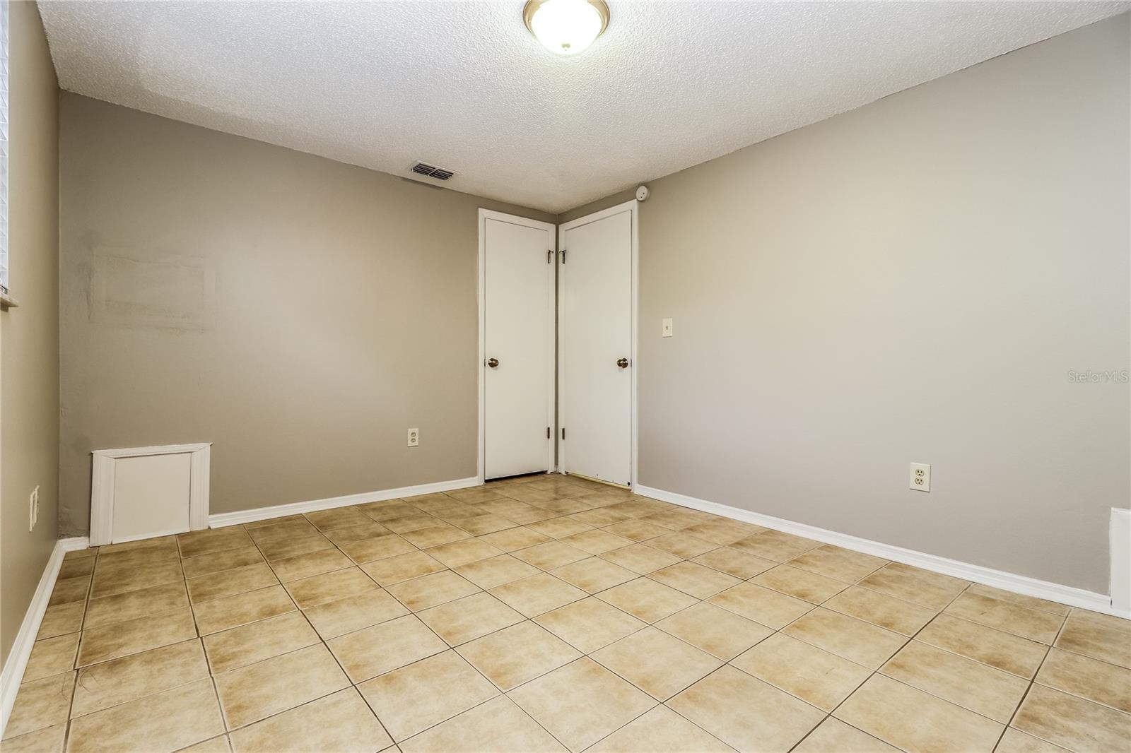 EMBASSY HILLS - Residential Lease