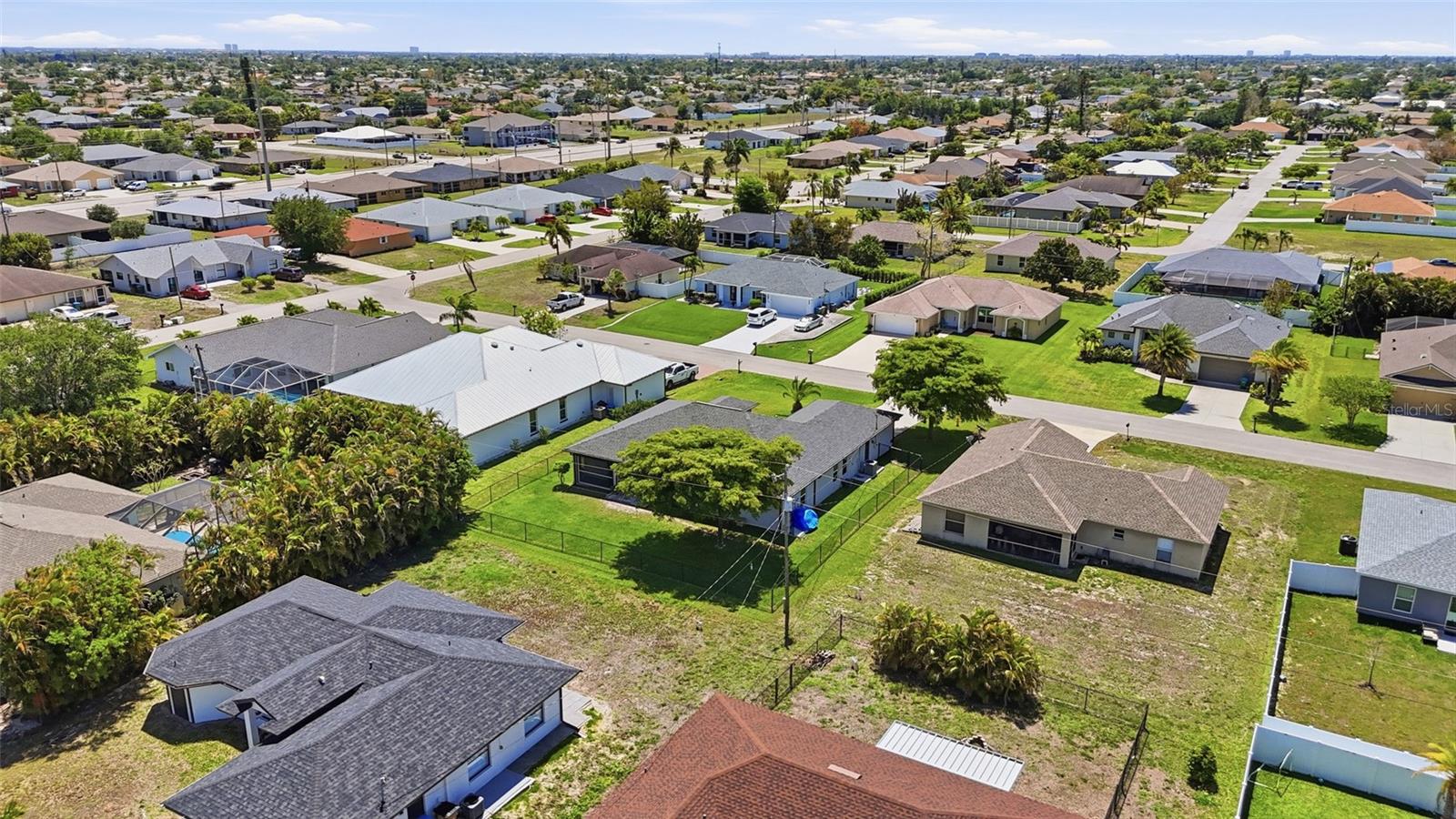 CAPE CORAL - Residential