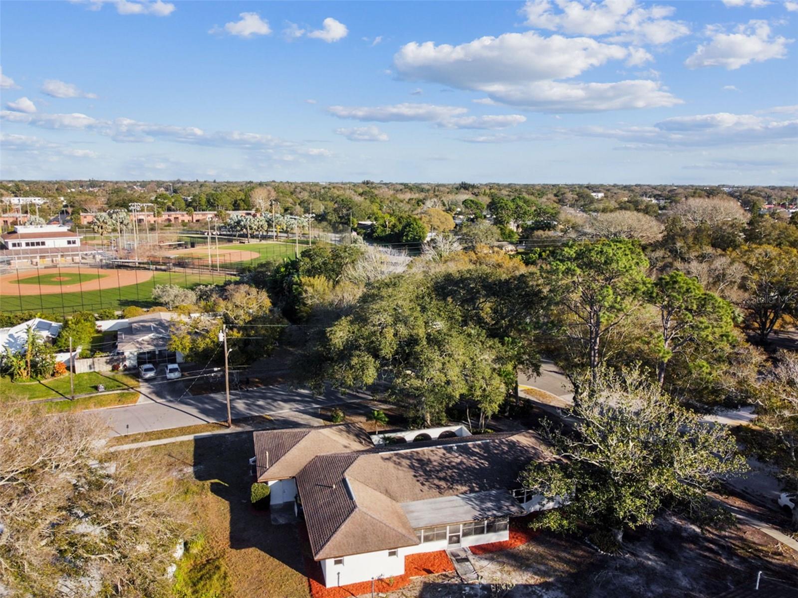 AMBLESIDE 2ND ADD - Residential