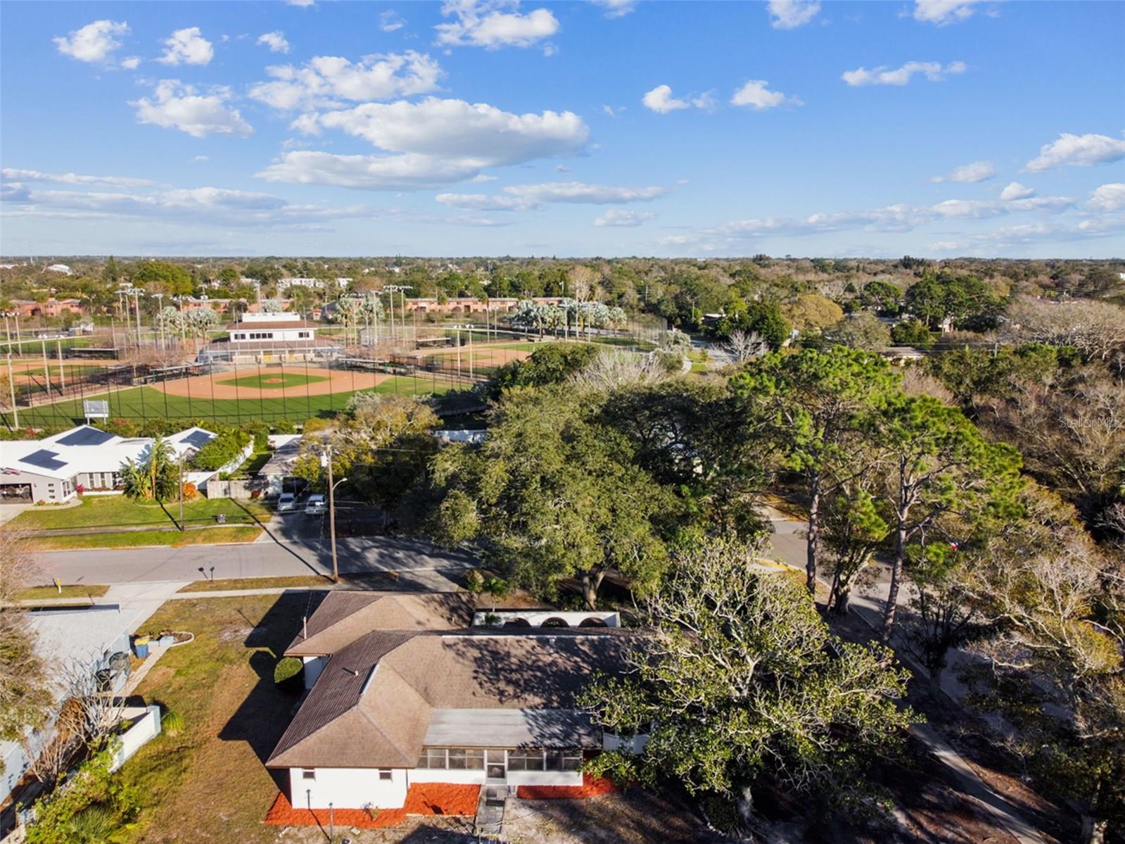 AMBLESIDE 2ND ADD - Residential