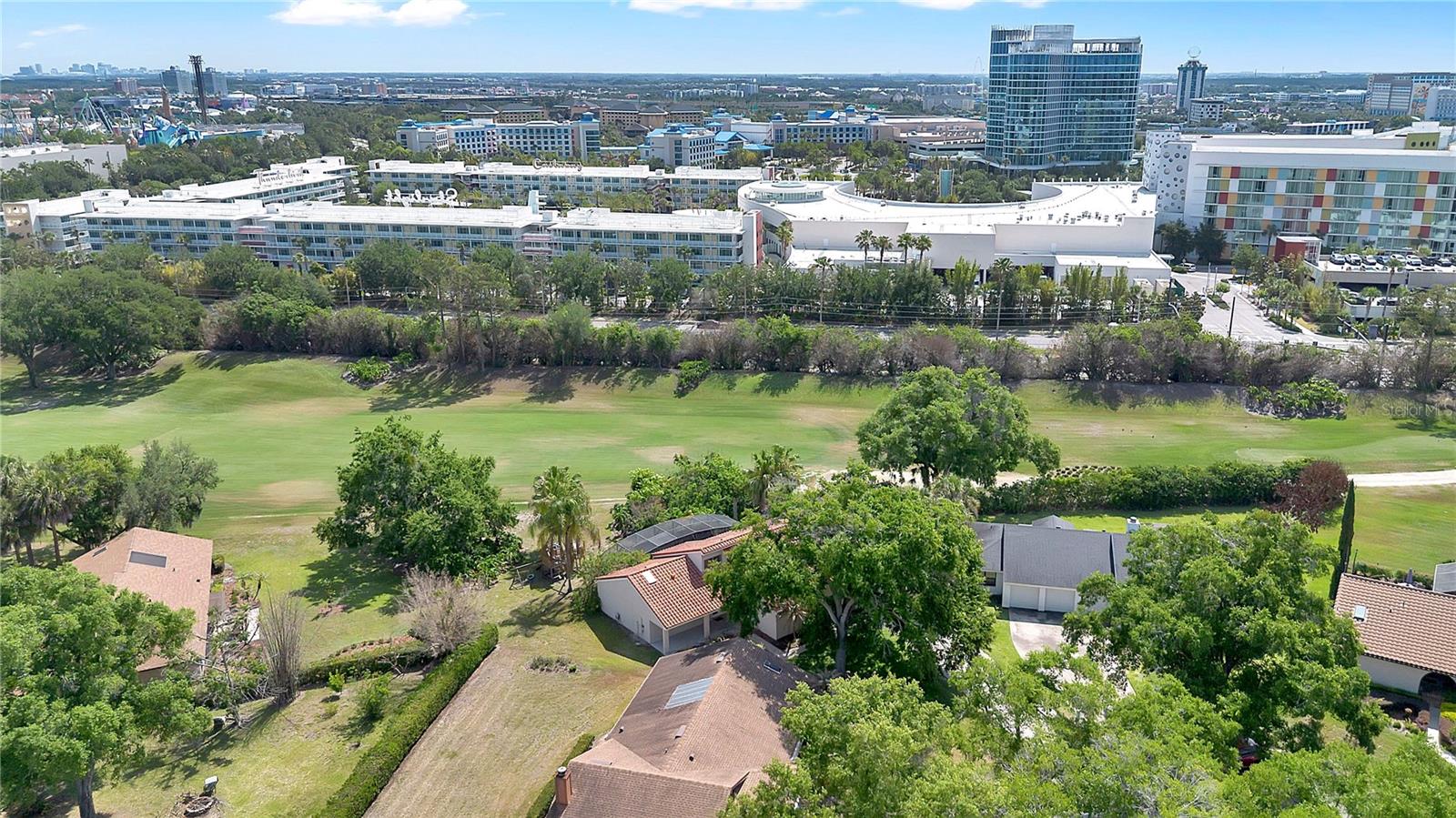 ORANGE TREE COUNTRY CLUB - Residential