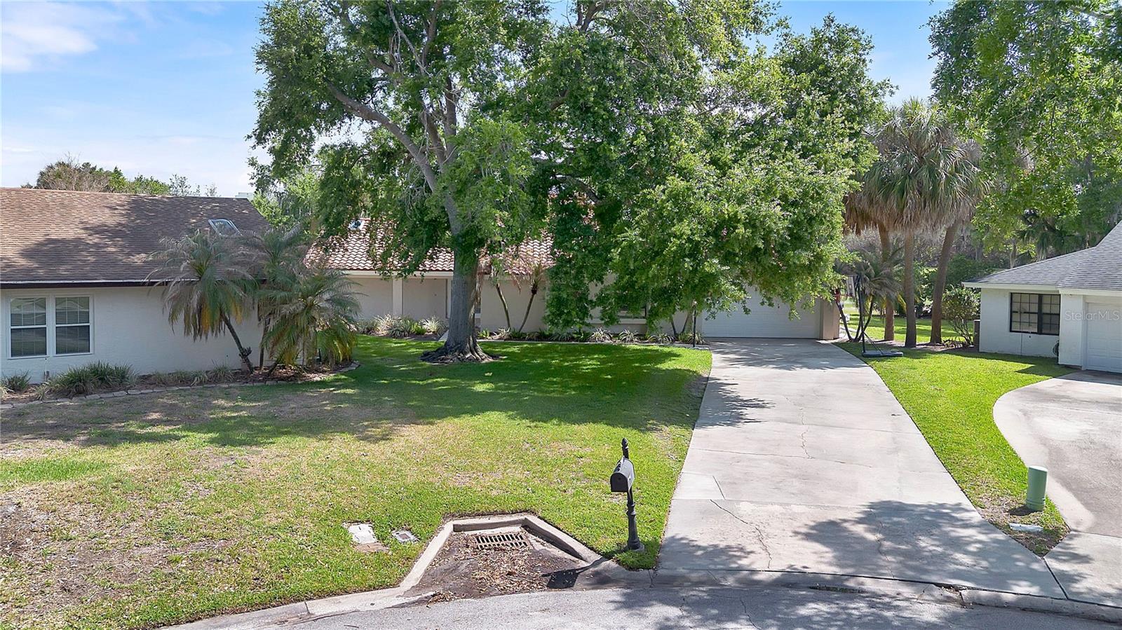ORANGE TREE COUNTRY CLUB - Residential