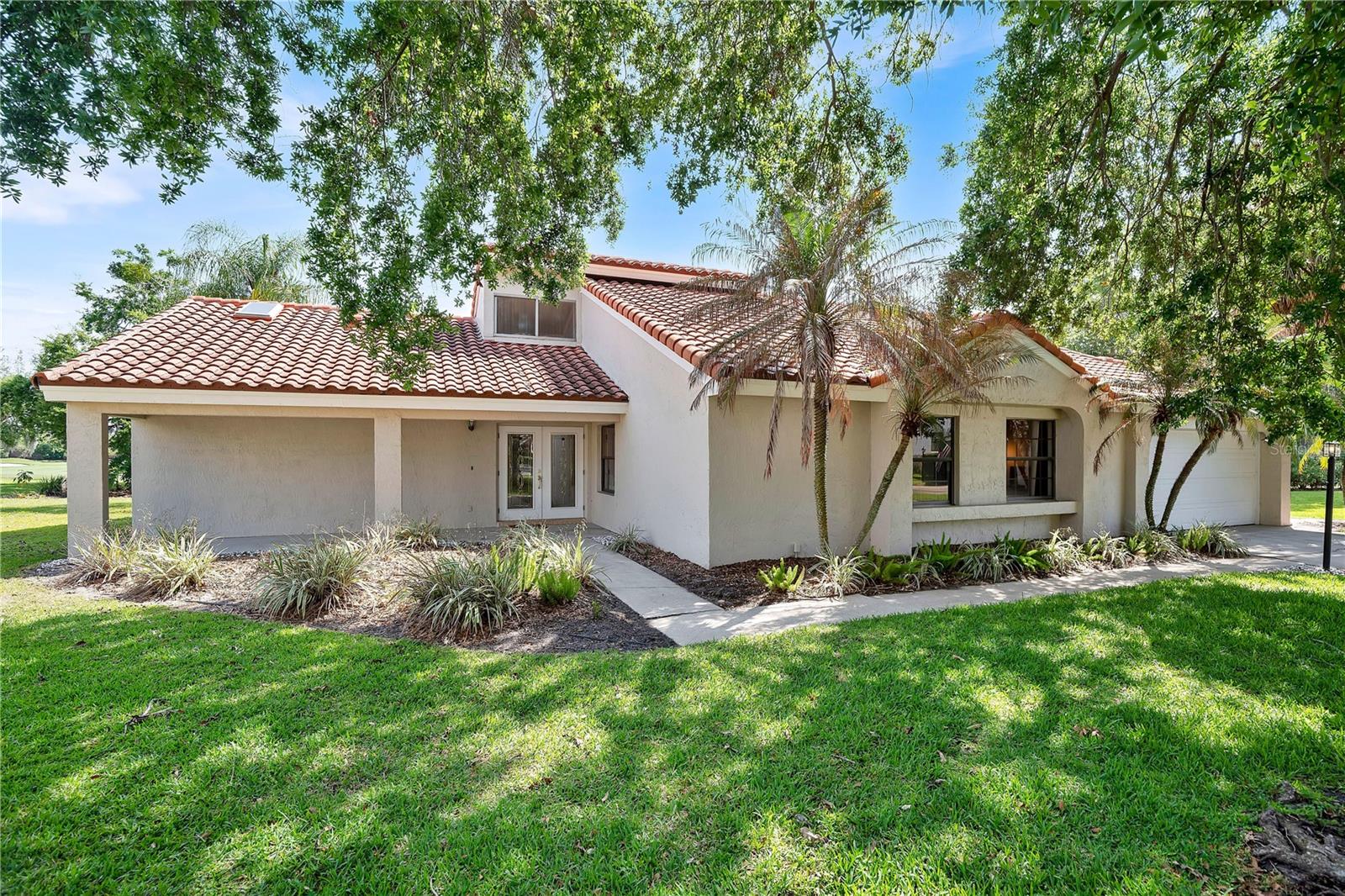 ORANGE TREE COUNTRY CLUB - Residential