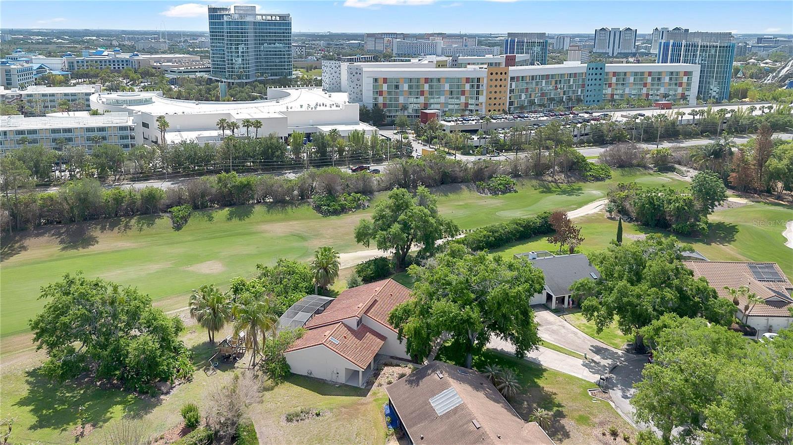 ORANGE TREE COUNTRY CLUB - Residential