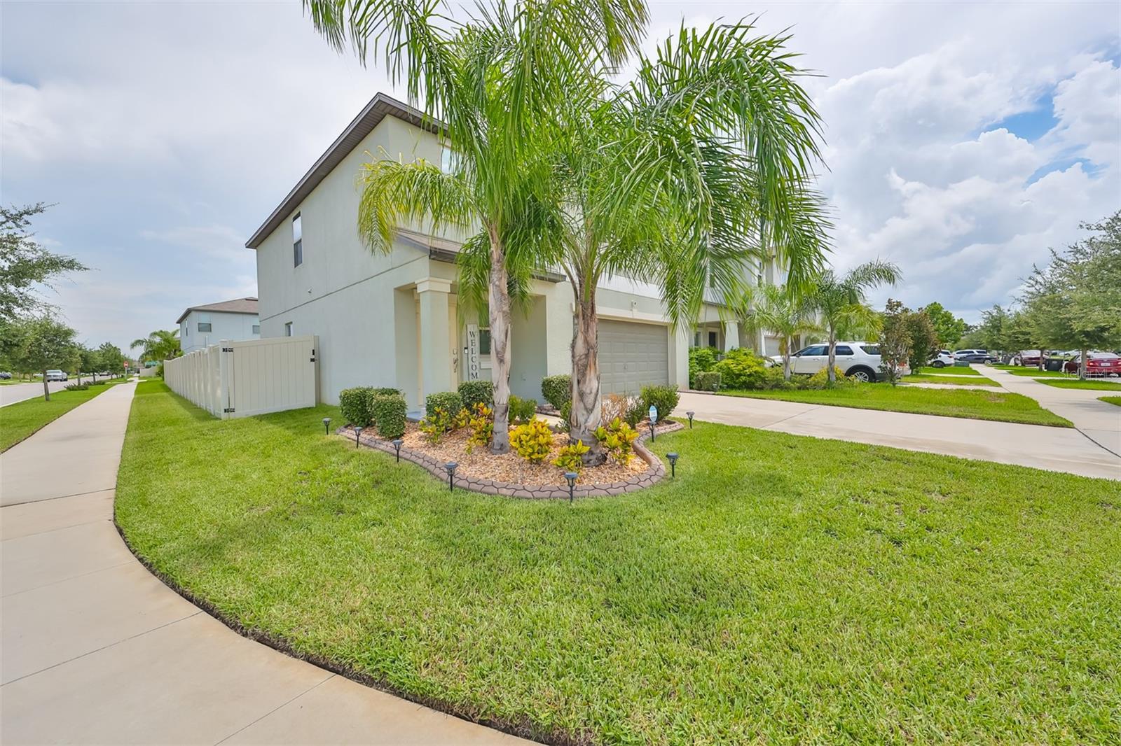 10202 WHITE LINEN AVENUE