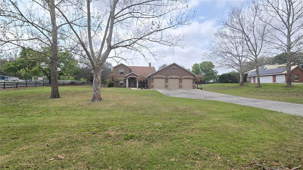 Photo of 4307 Britt Road, Mount Dora, FL 32757 (MLS # O6394814)