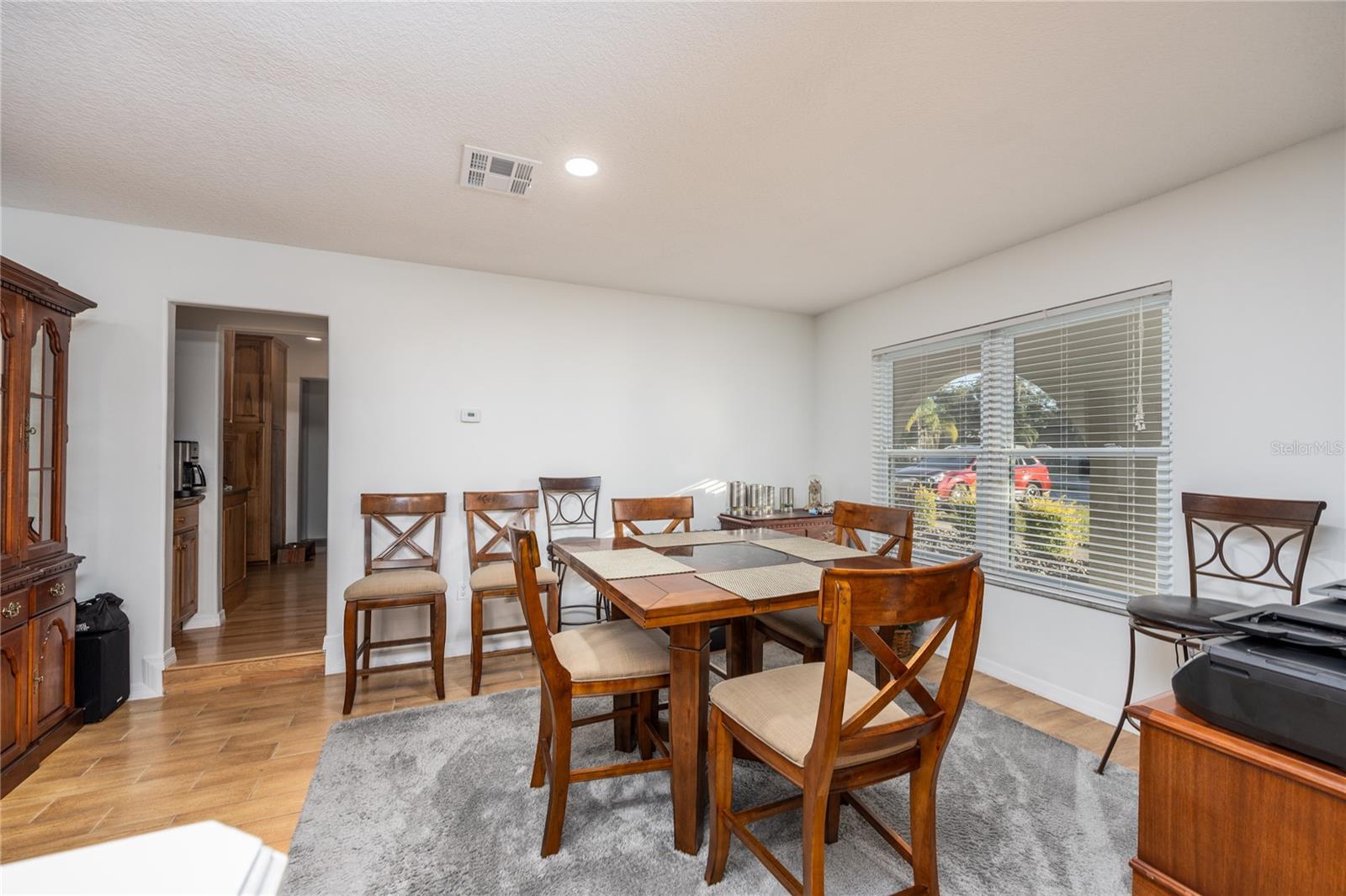 GROVE SHORE - Residential