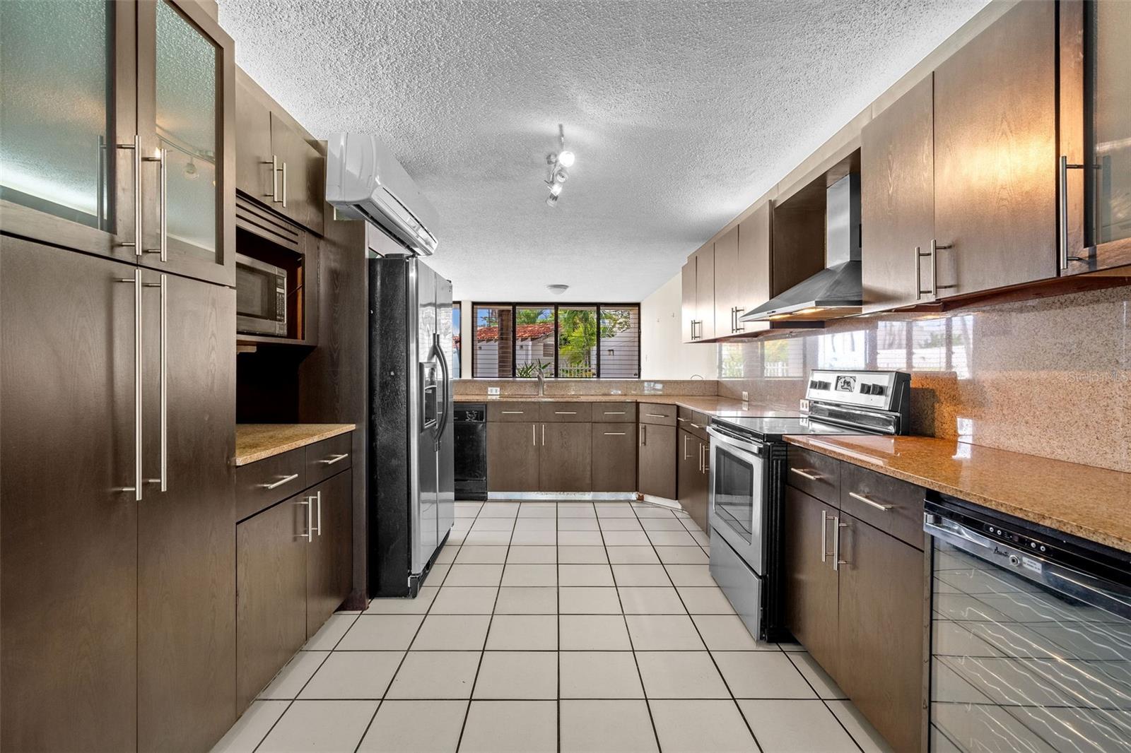 VILLAS DE SAN FRANCISCO - Residential