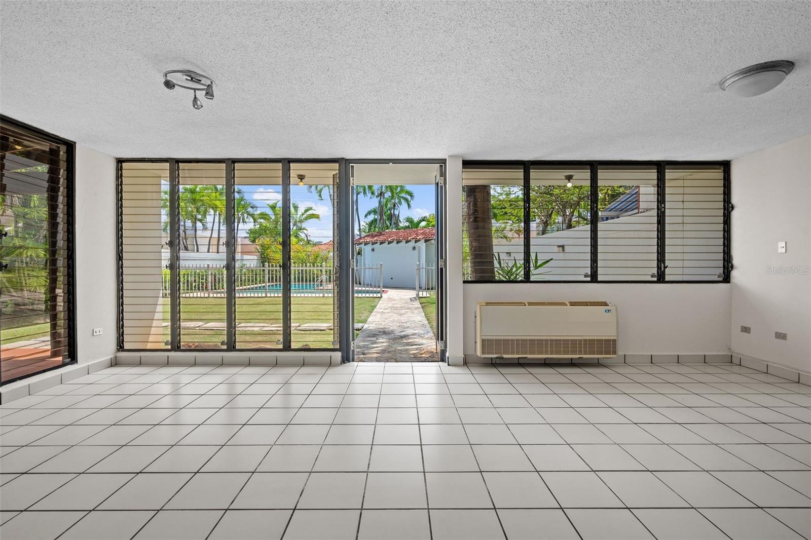 VILLAS DE SAN FRANCISCO - Residential