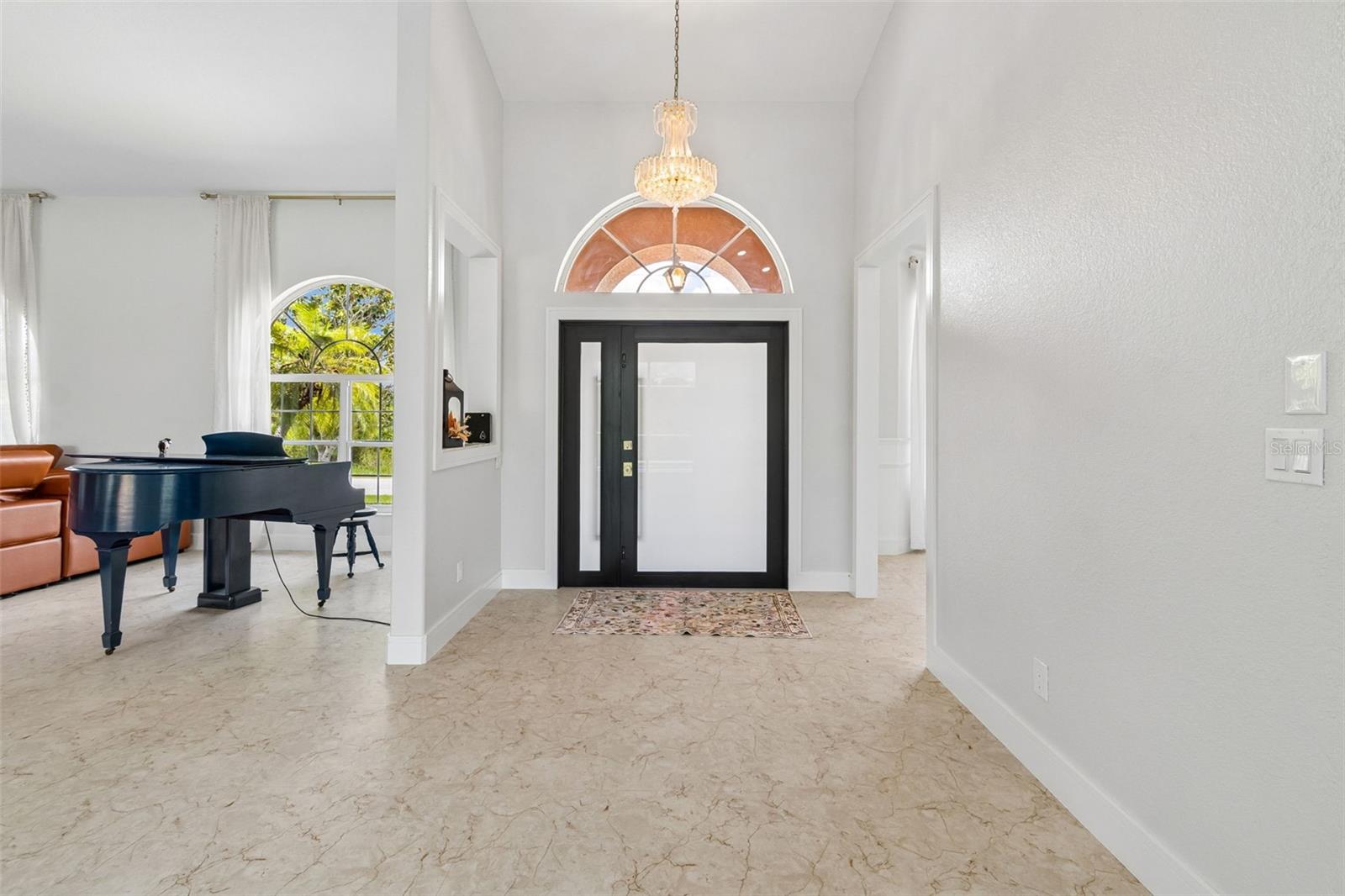 3339 DESOTO DRIVE