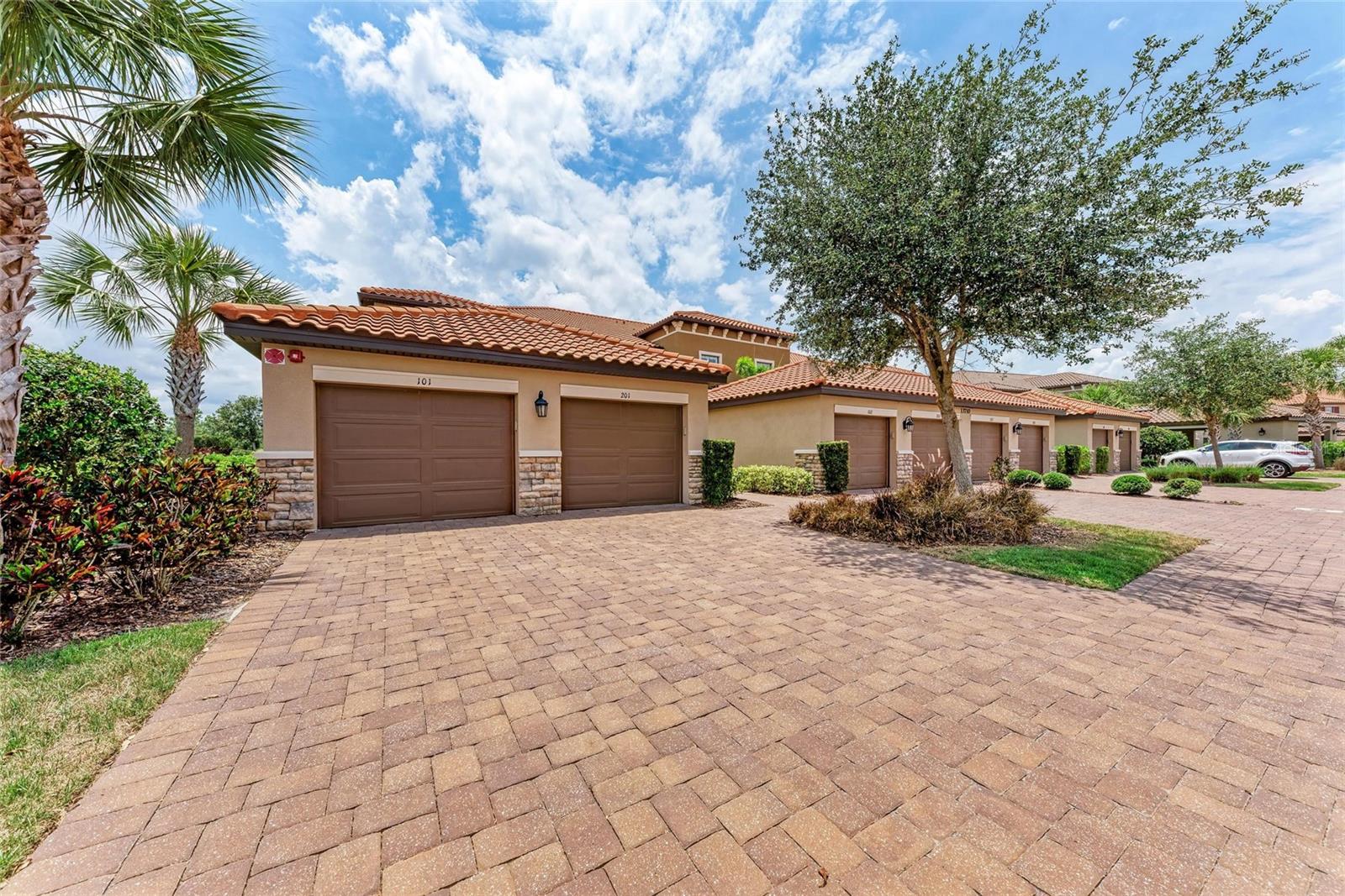 13710 MESSINA LOOP 201