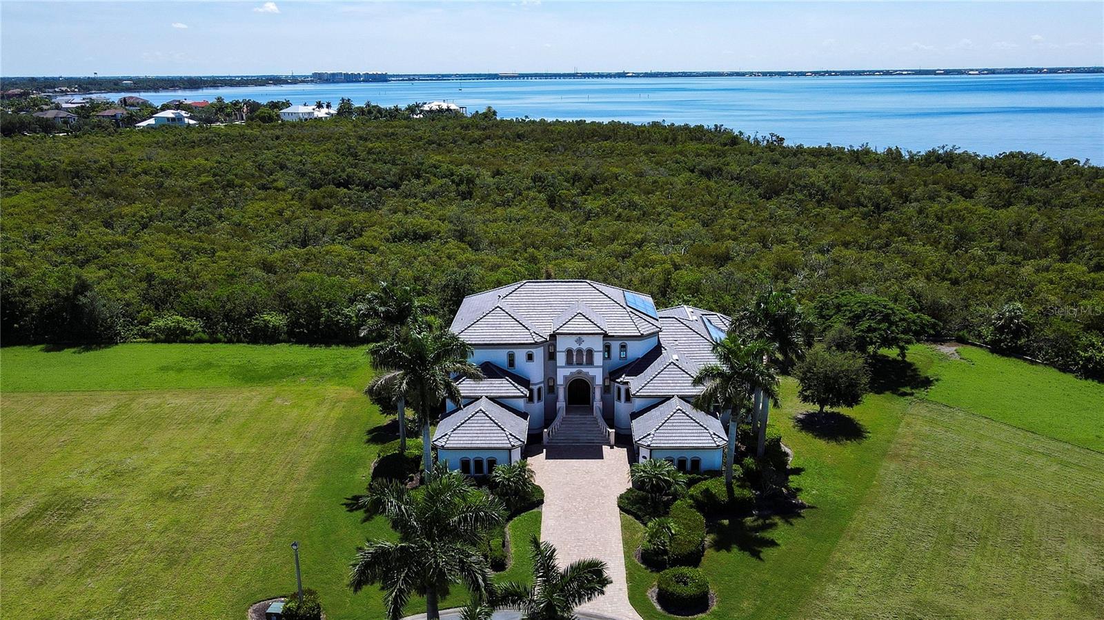 4790 HARBOR POINT COURT