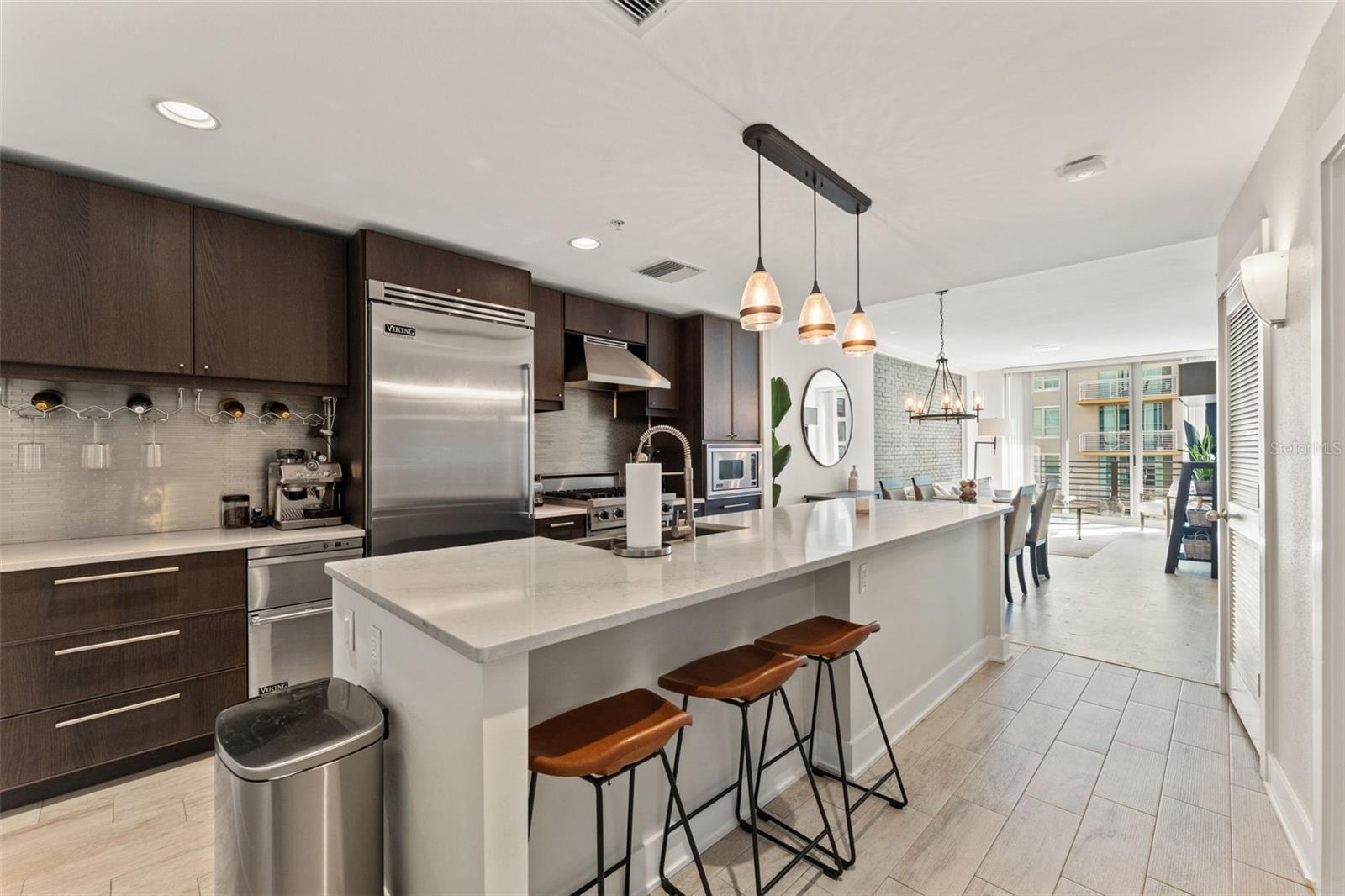 GRAND CENTRAL AT KENNEDY RESID - Residential