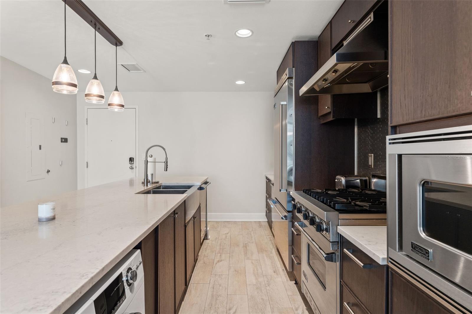 GRAND CENTRAL AT KENNEDY RESID - Residential