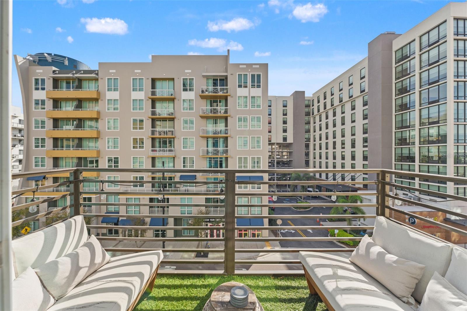 GRAND CENTRAL AT KENNEDY RESID - Residential