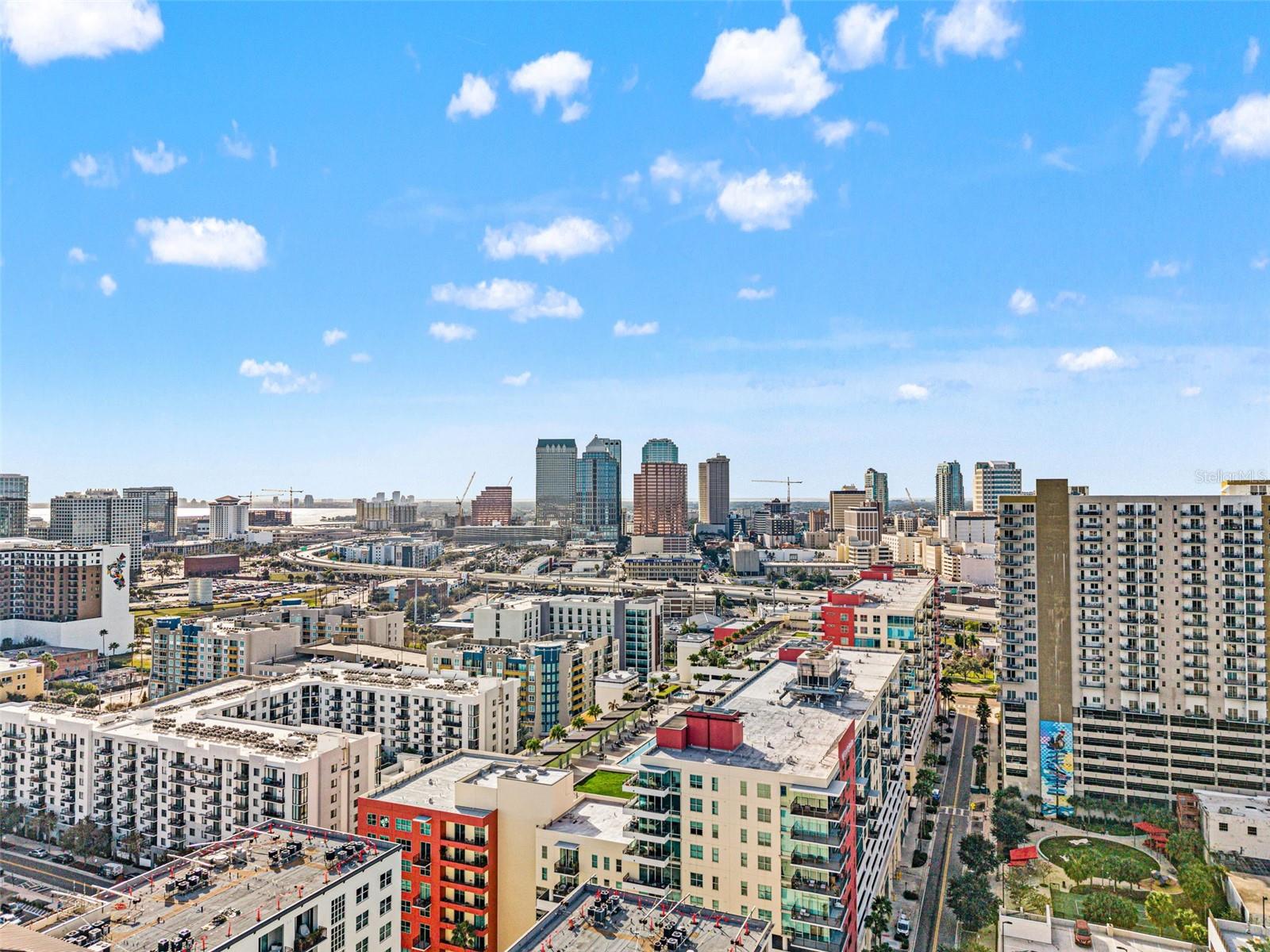 GRAND CENTRAL AT KENNEDY RESID - Residential