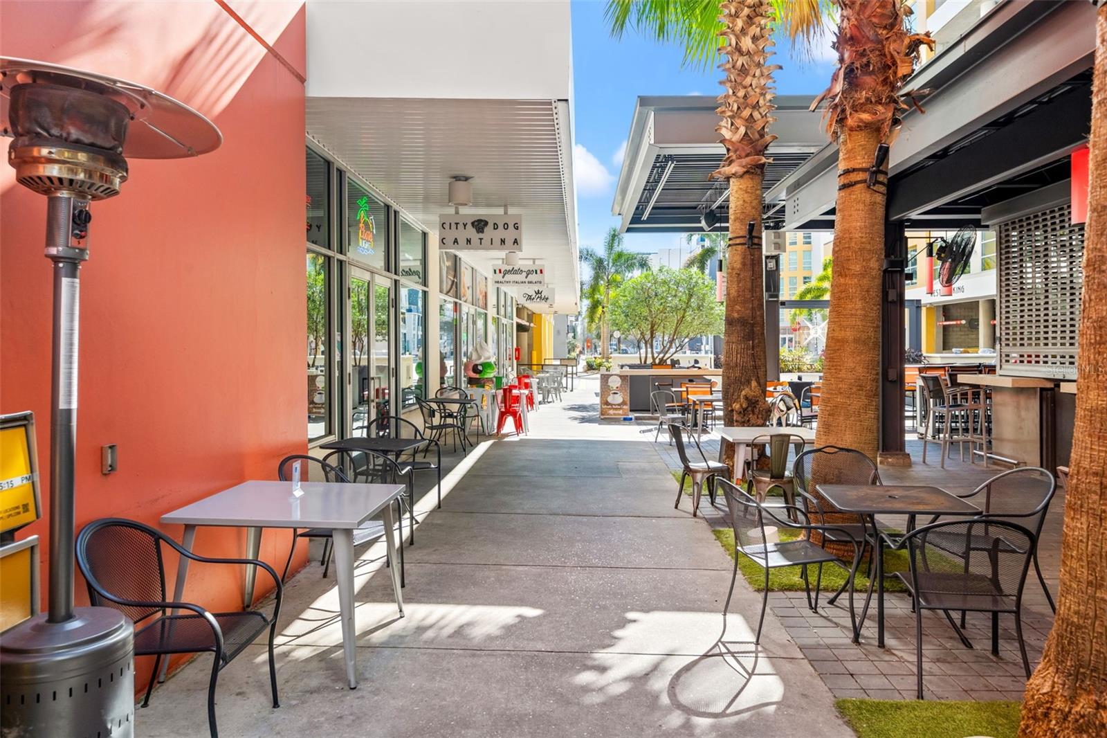 GRAND CENTRAL AT KENNEDY RESID - Residential