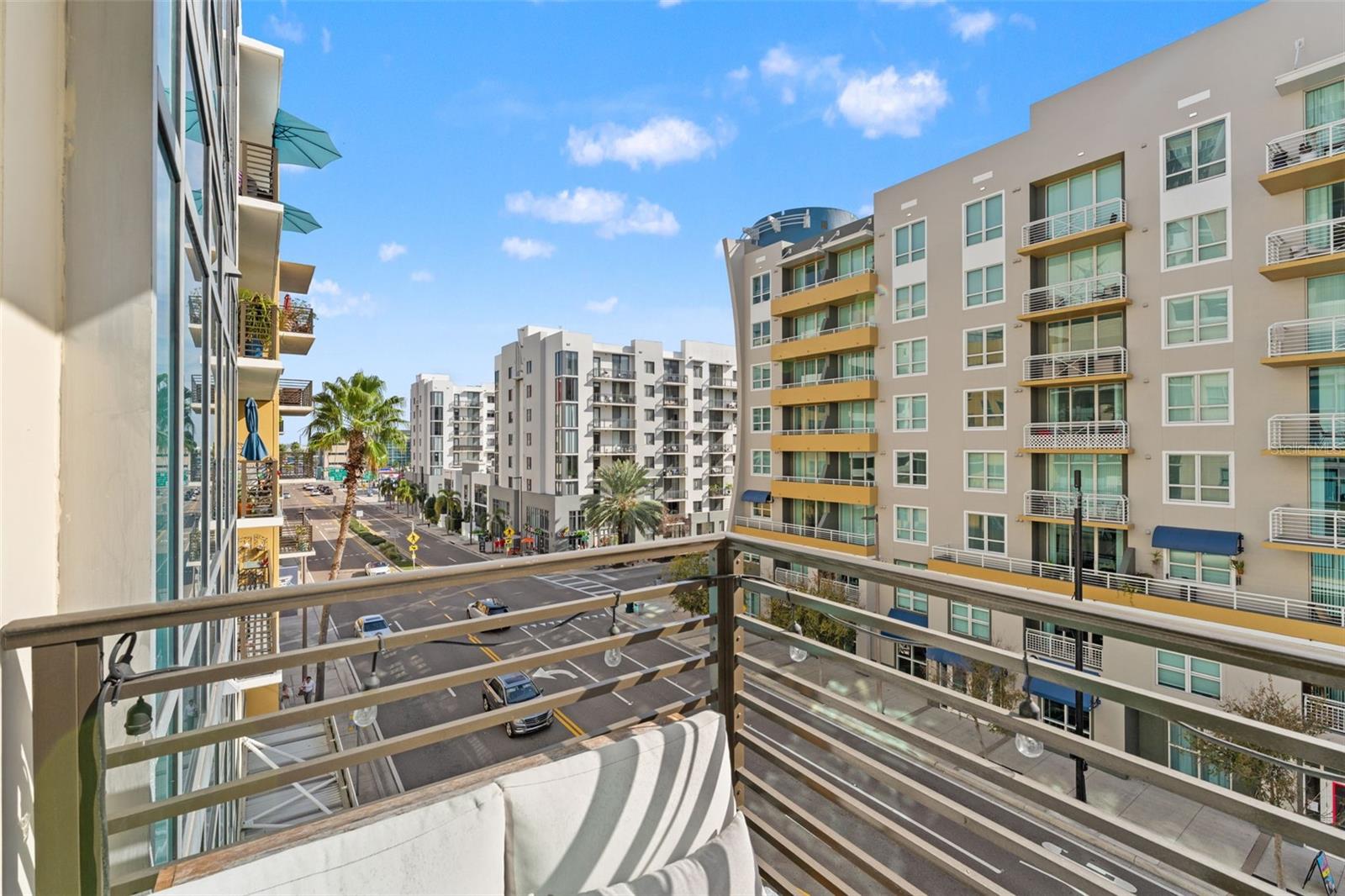 GRAND CENTRAL AT KENNEDY RESID - Residential