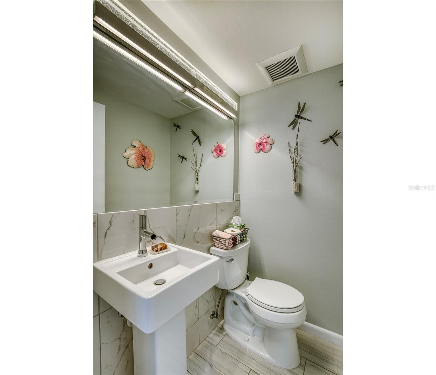 GULF VIEW TOWNHOUSES - Residential