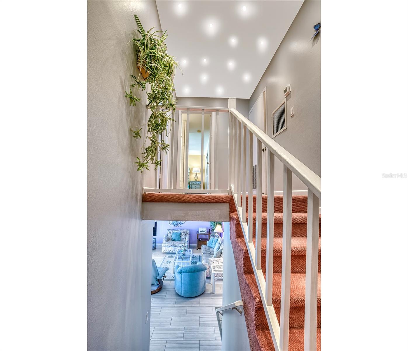 GULF VIEW TOWNHOUSES - Residential