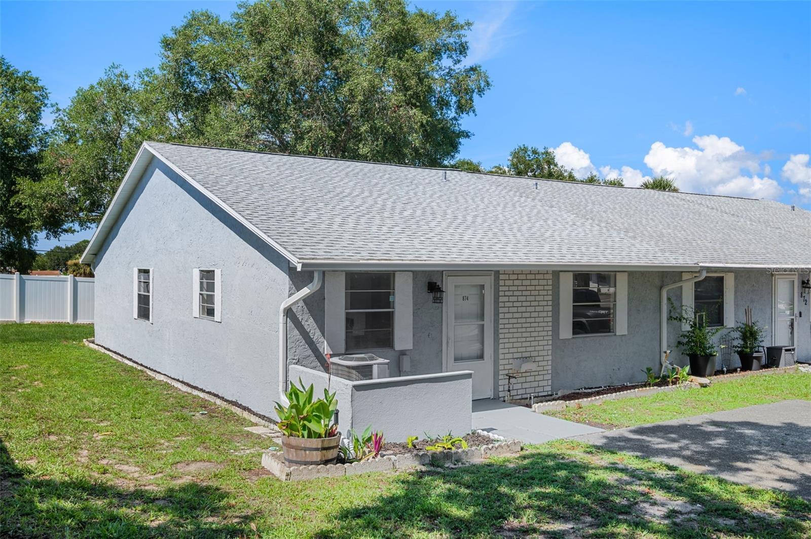874 DOW LANE