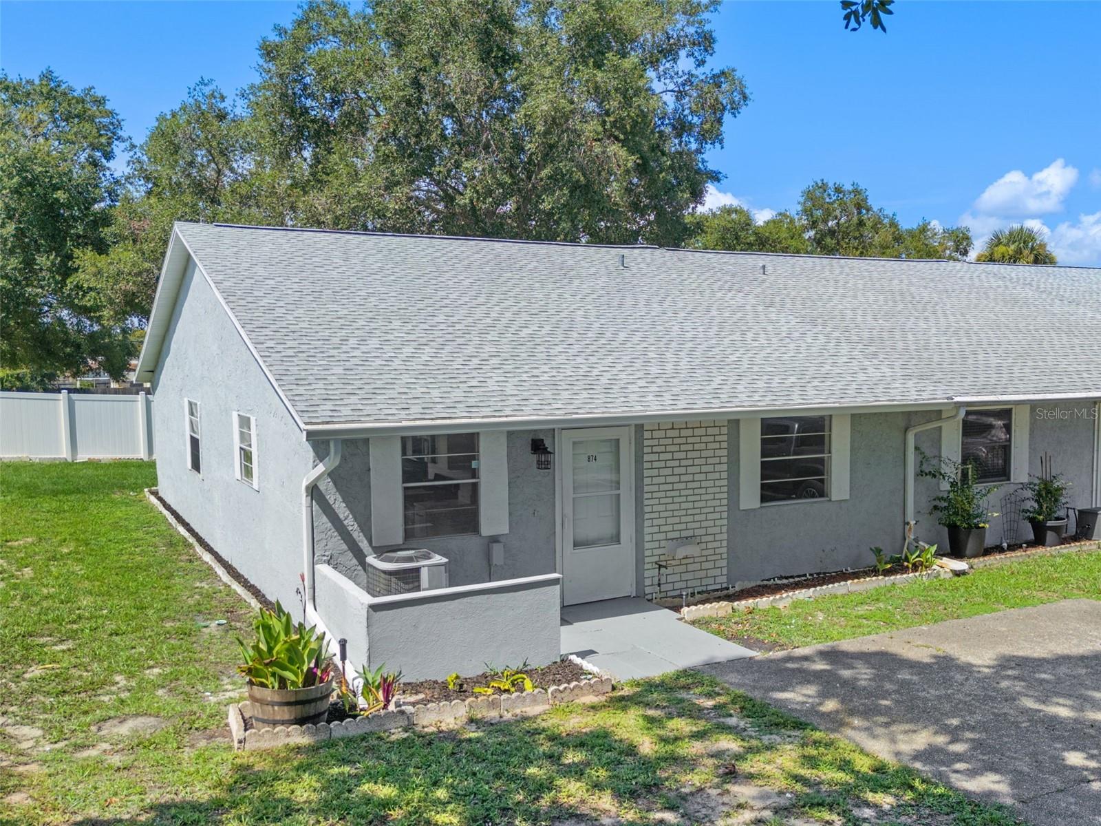 874 DOW LANE