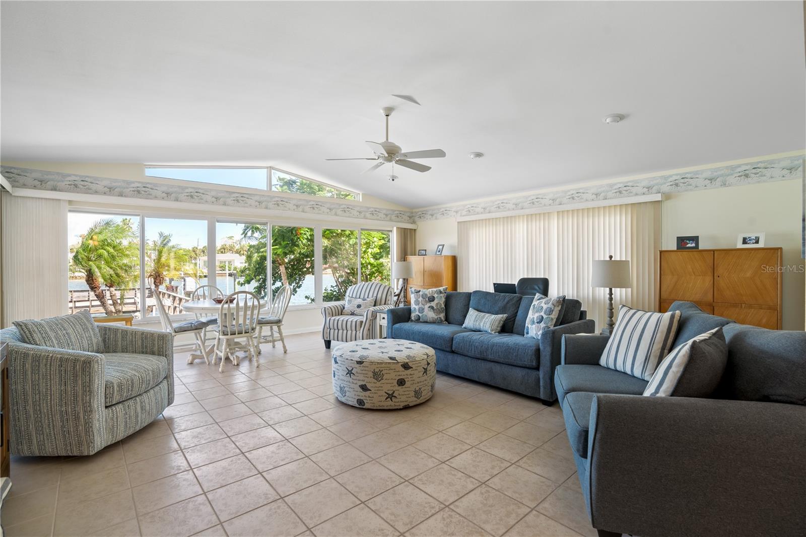 BELLE VISTA SHORES - Residential Lease