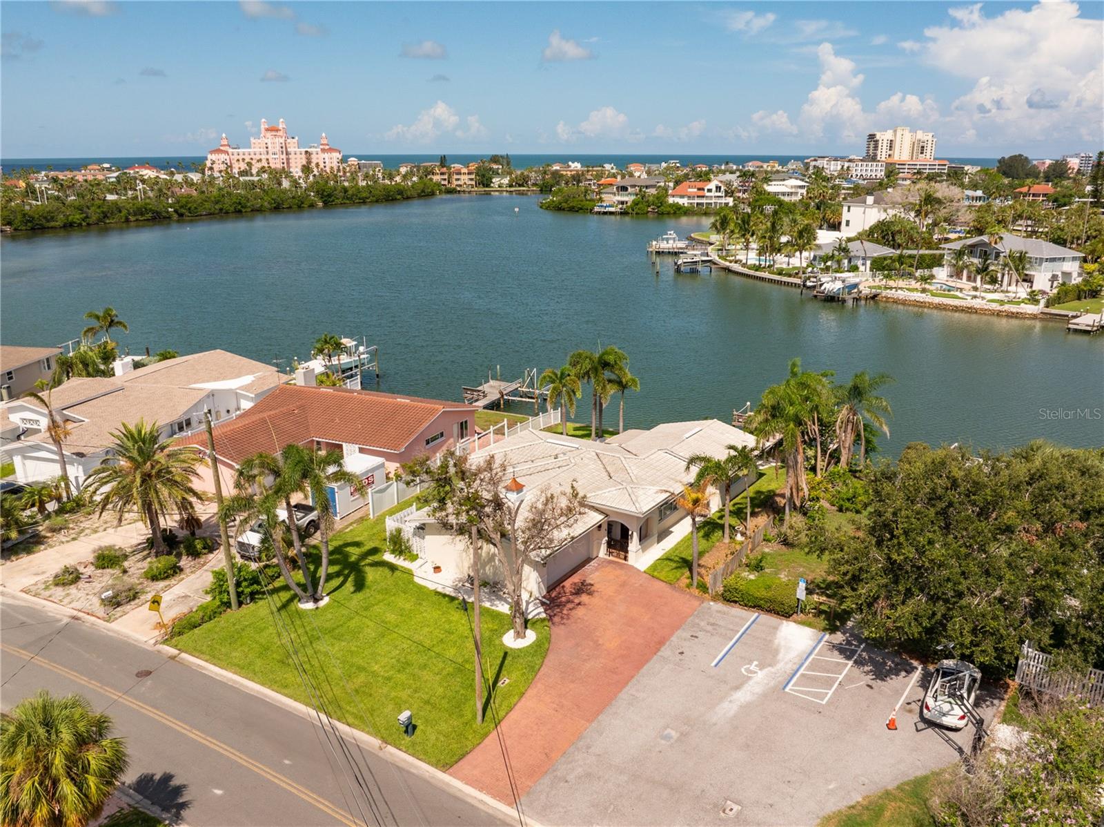 BELLE VISTA SHORES - Residential Lease