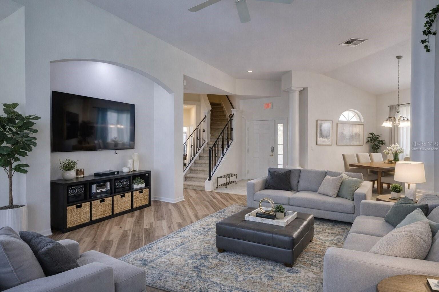 CALABAY PARC AT TOWER LAKE - Residential