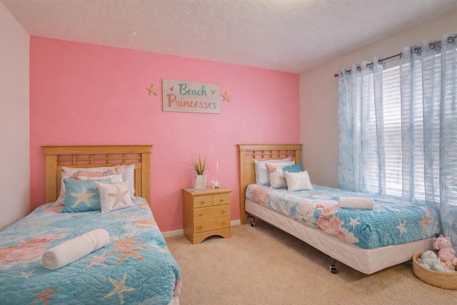 CALABAY PARC AT TOWER LAKE - Residential