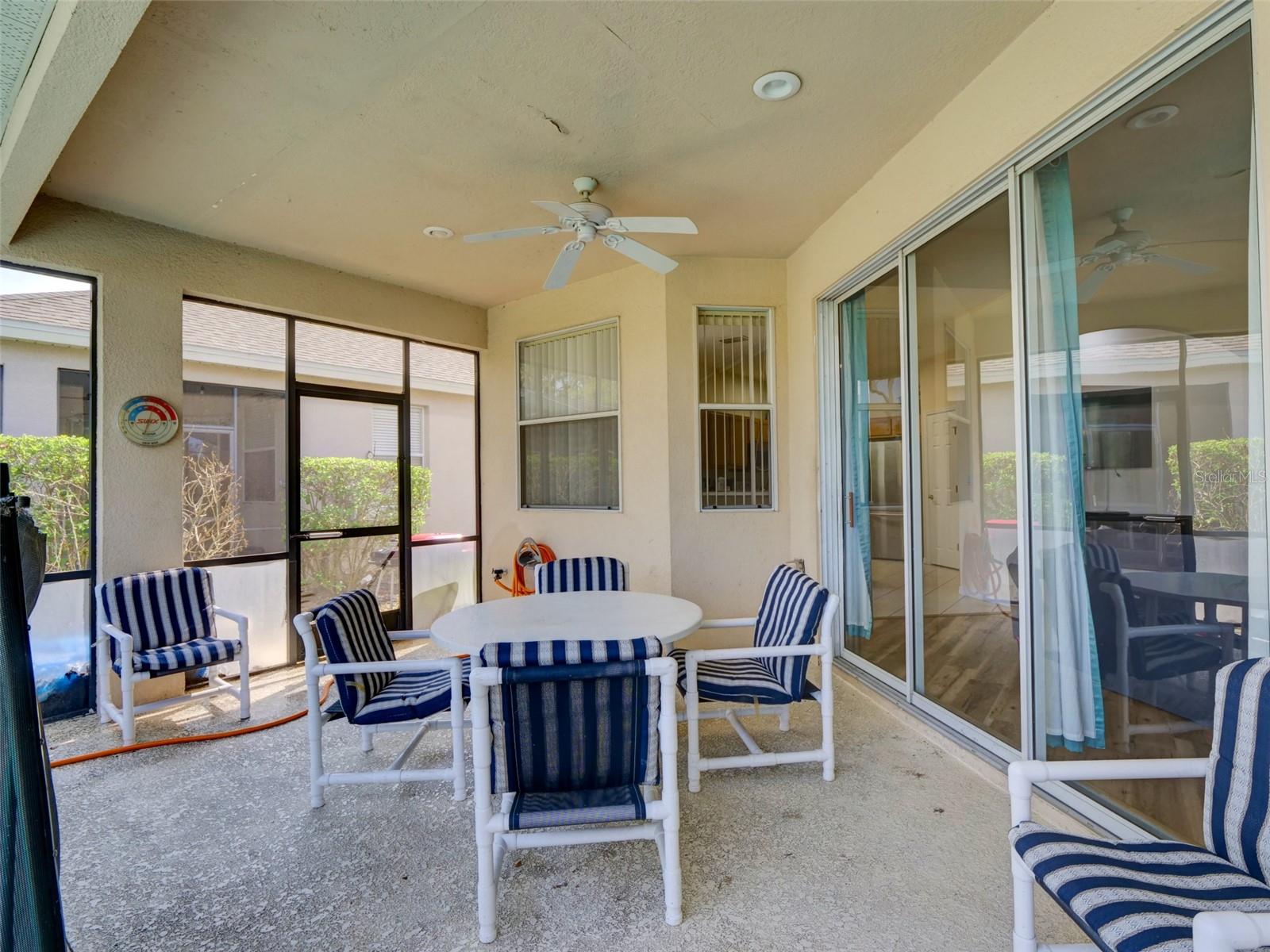 CALABAY PARC AT TOWER LAKE - Residential