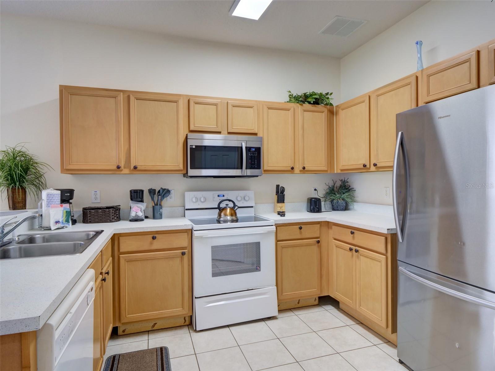 CALABAY PARC AT TOWER LAKE - Residential