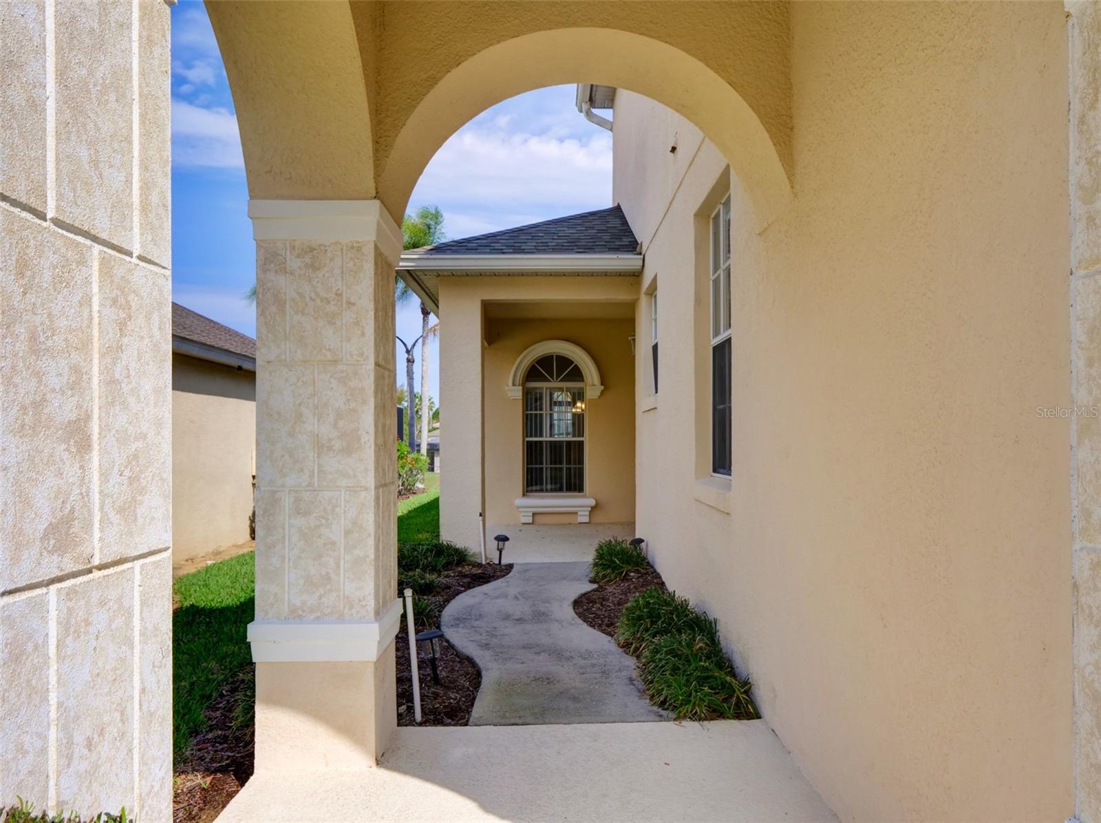 CALABAY PARC AT TOWER LAKE - Residential